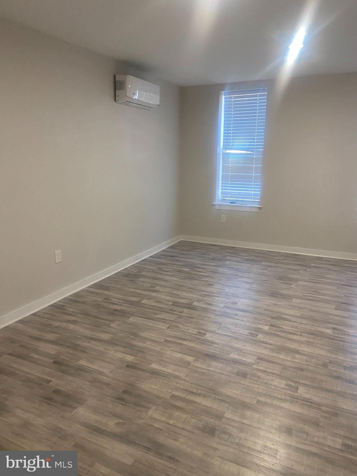 PHILADELPHIA - Residential