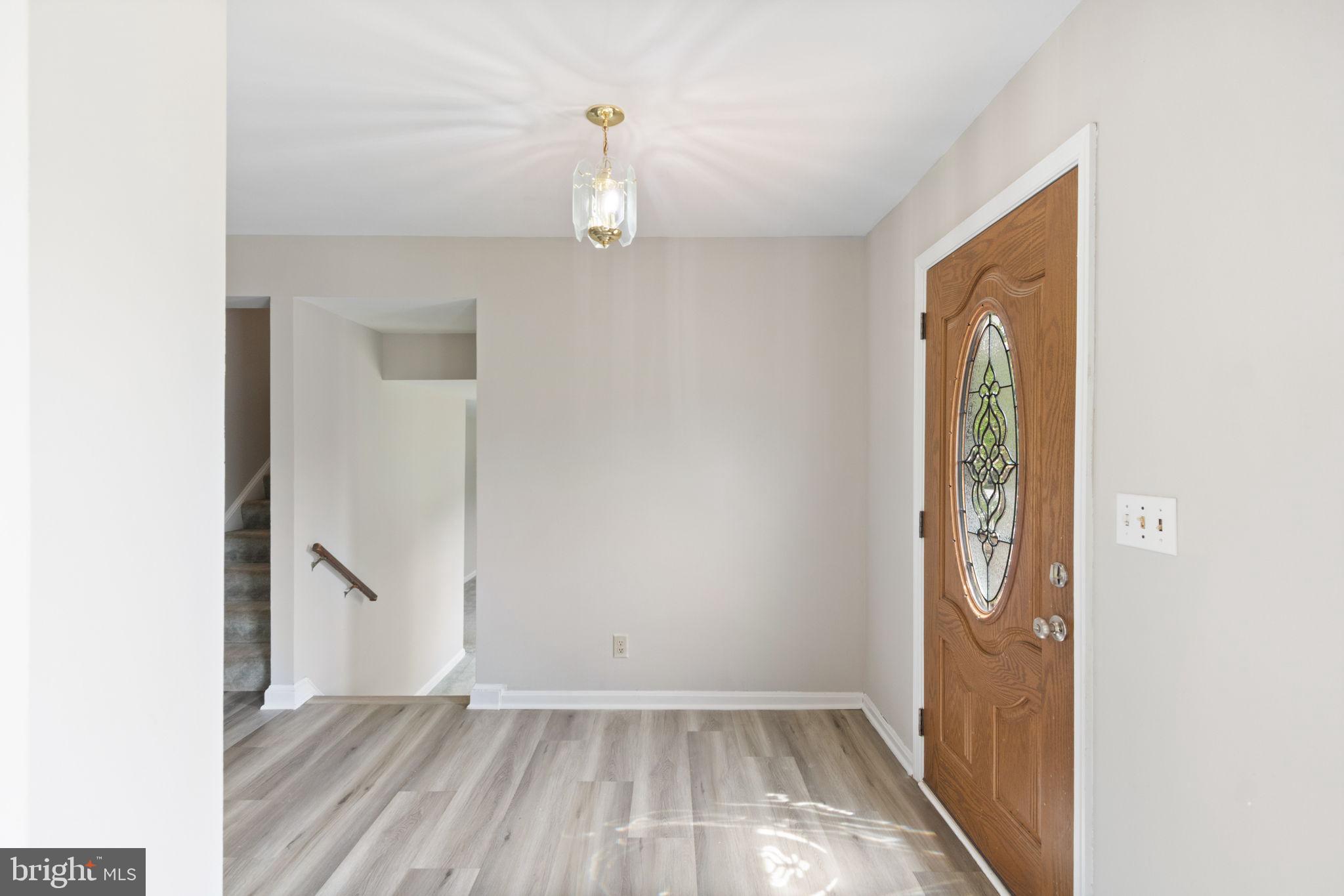 HERITAGE OAKS - Residential