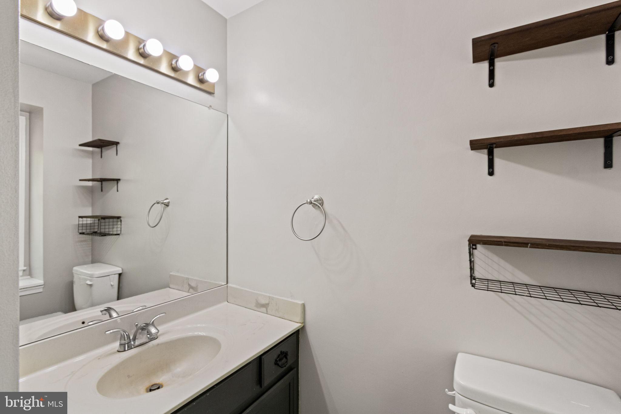 HERITAGE OAKS - Residential