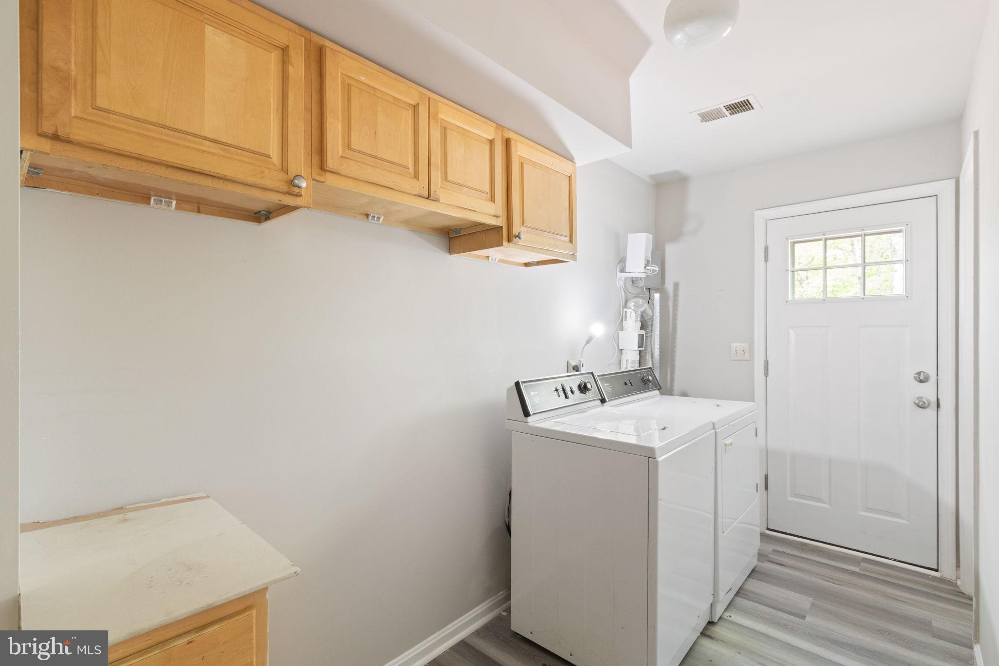 HERITAGE OAKS - Residential