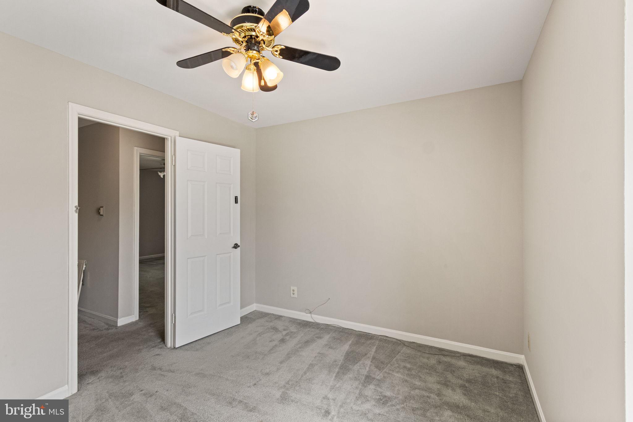 HERITAGE OAKS - Residential