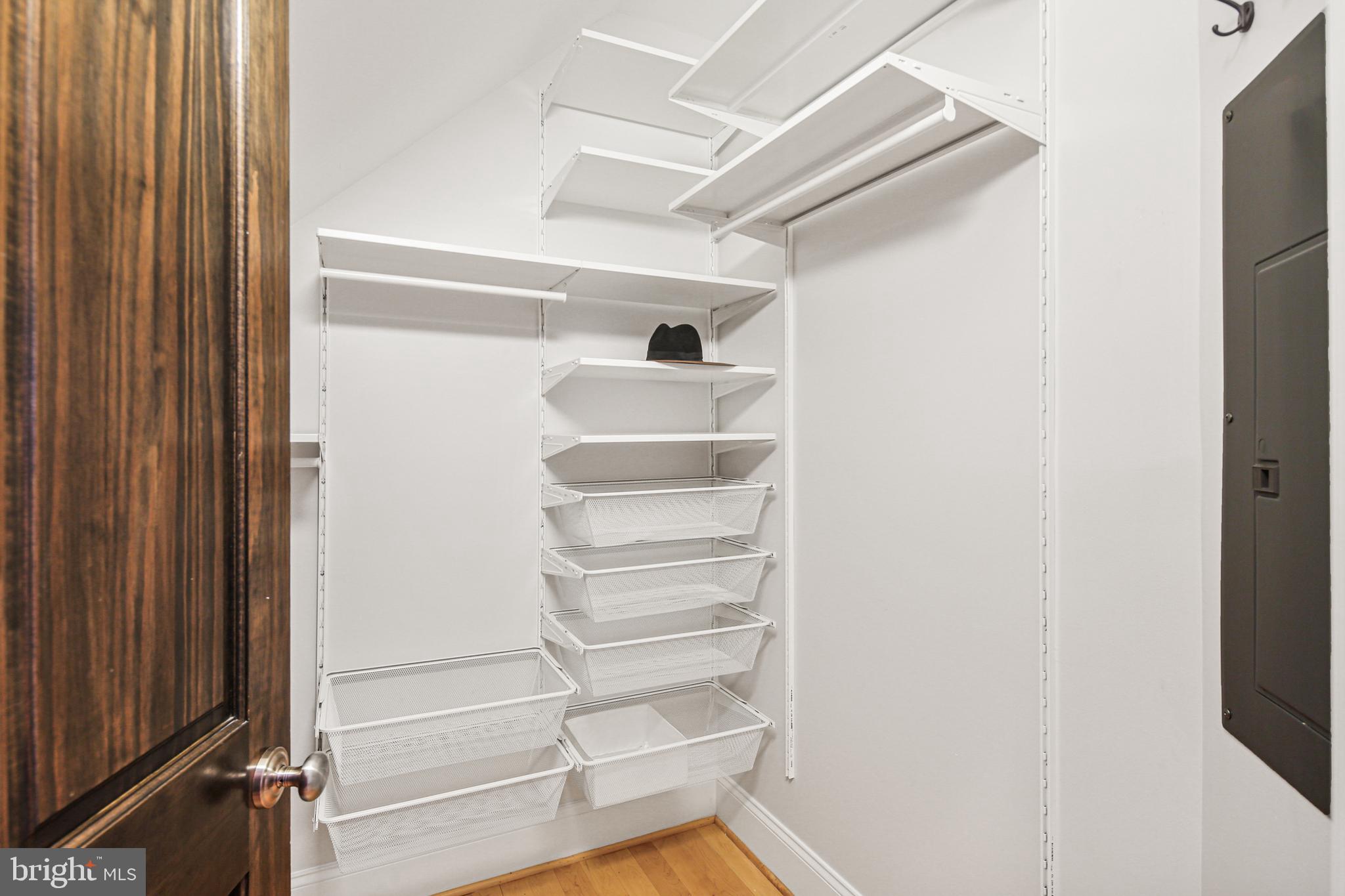 BUTCHERS HILL - Residential