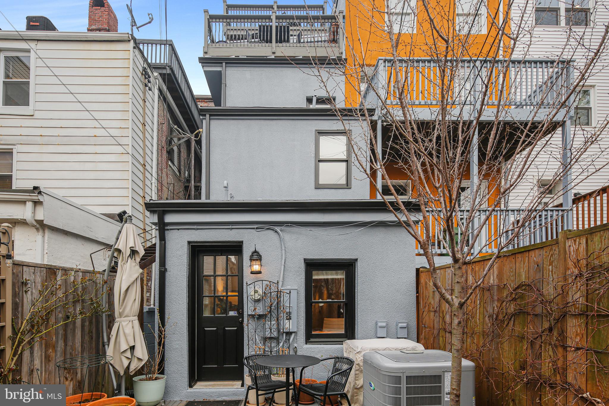 BUTCHERS HILL - Residential