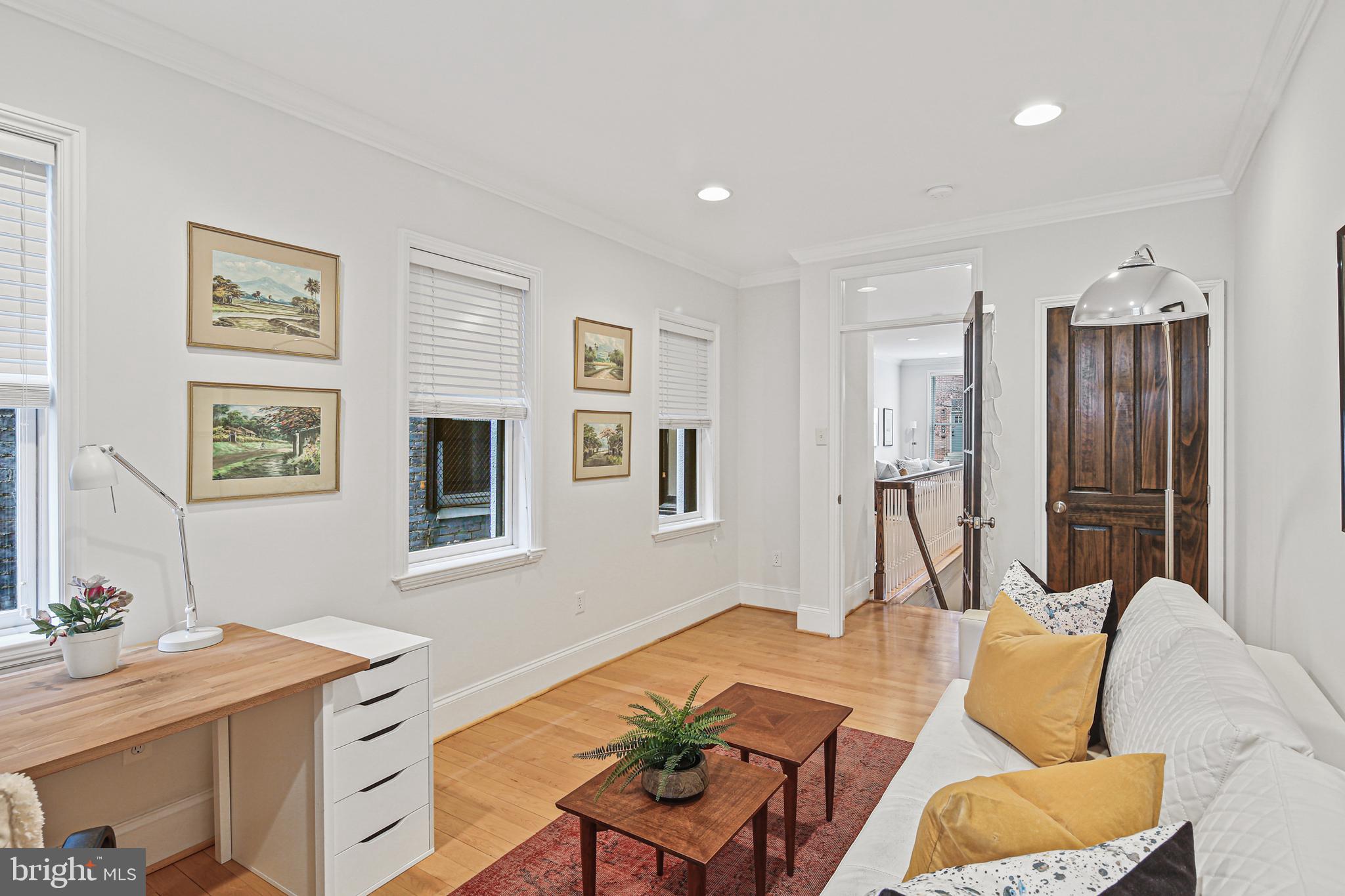 BUTCHERS HILL - Residential