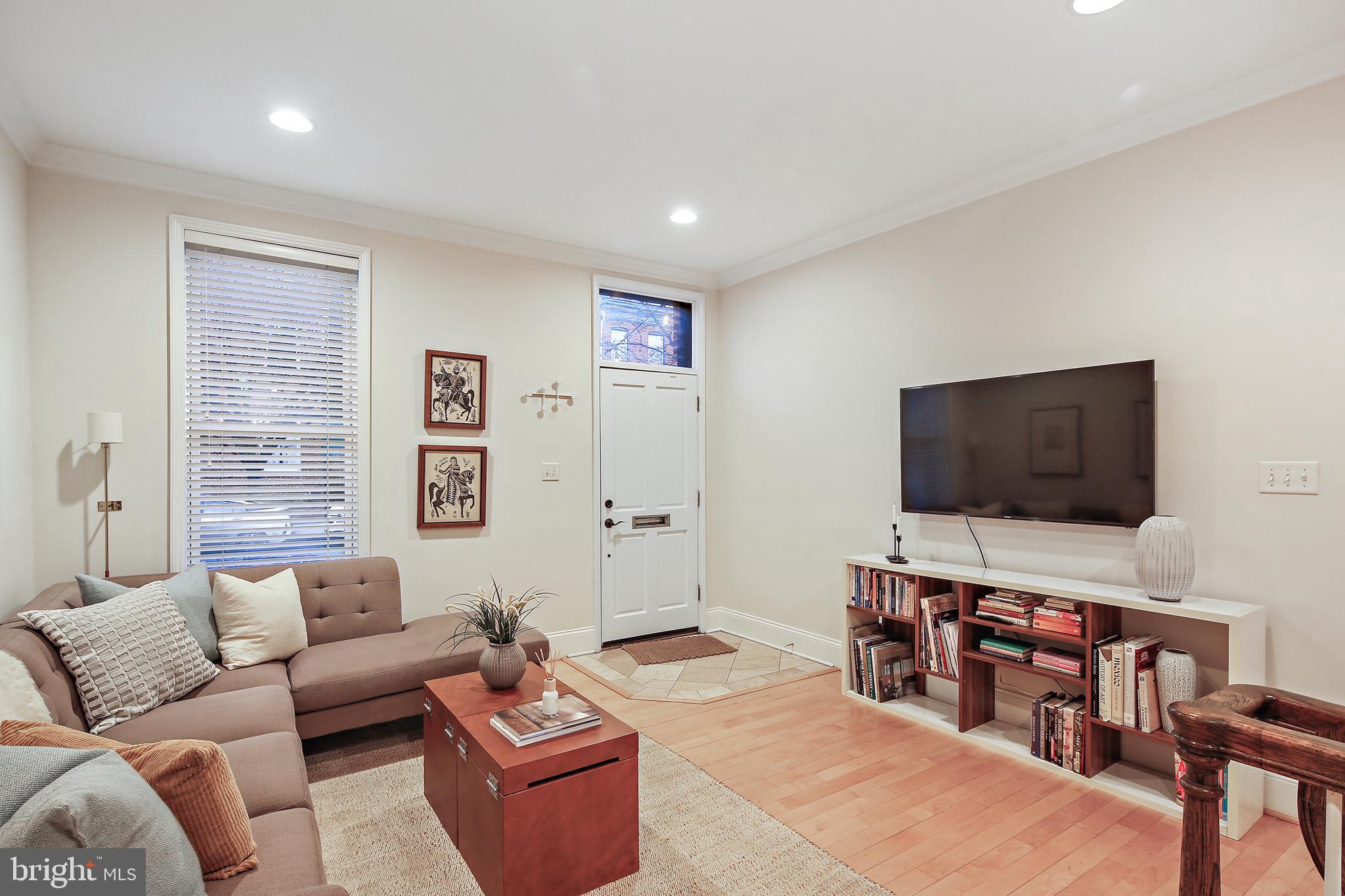 BUTCHERS HILL - Residential