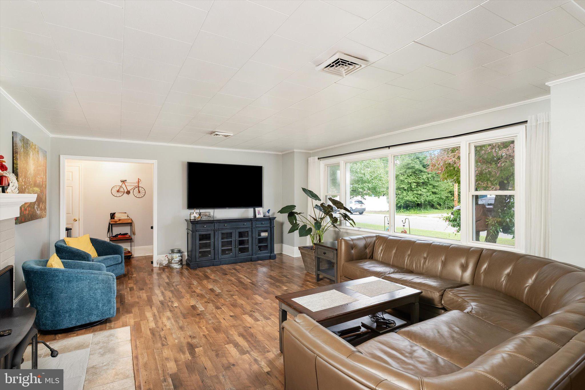 3 BRYNMORE ROAD