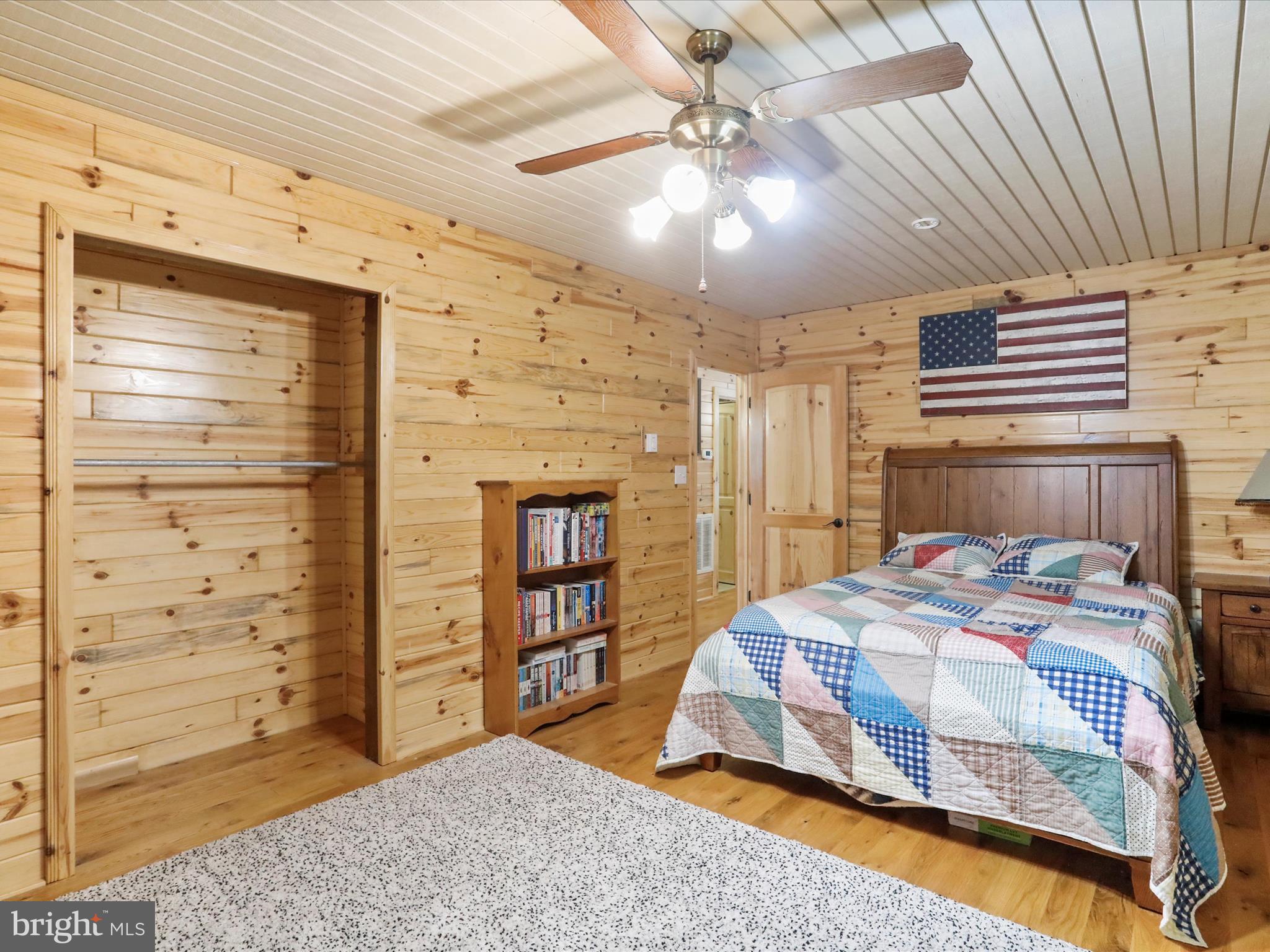 SEELY PINE ACRES - Residential