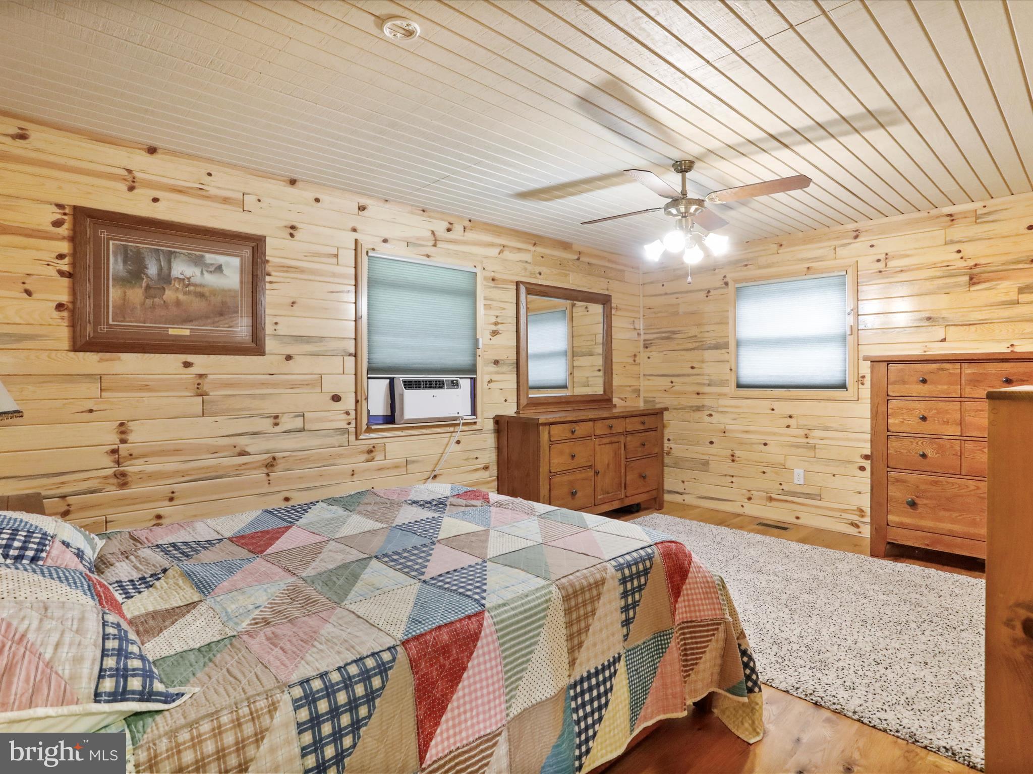 SEELY PINE ACRES - Residential