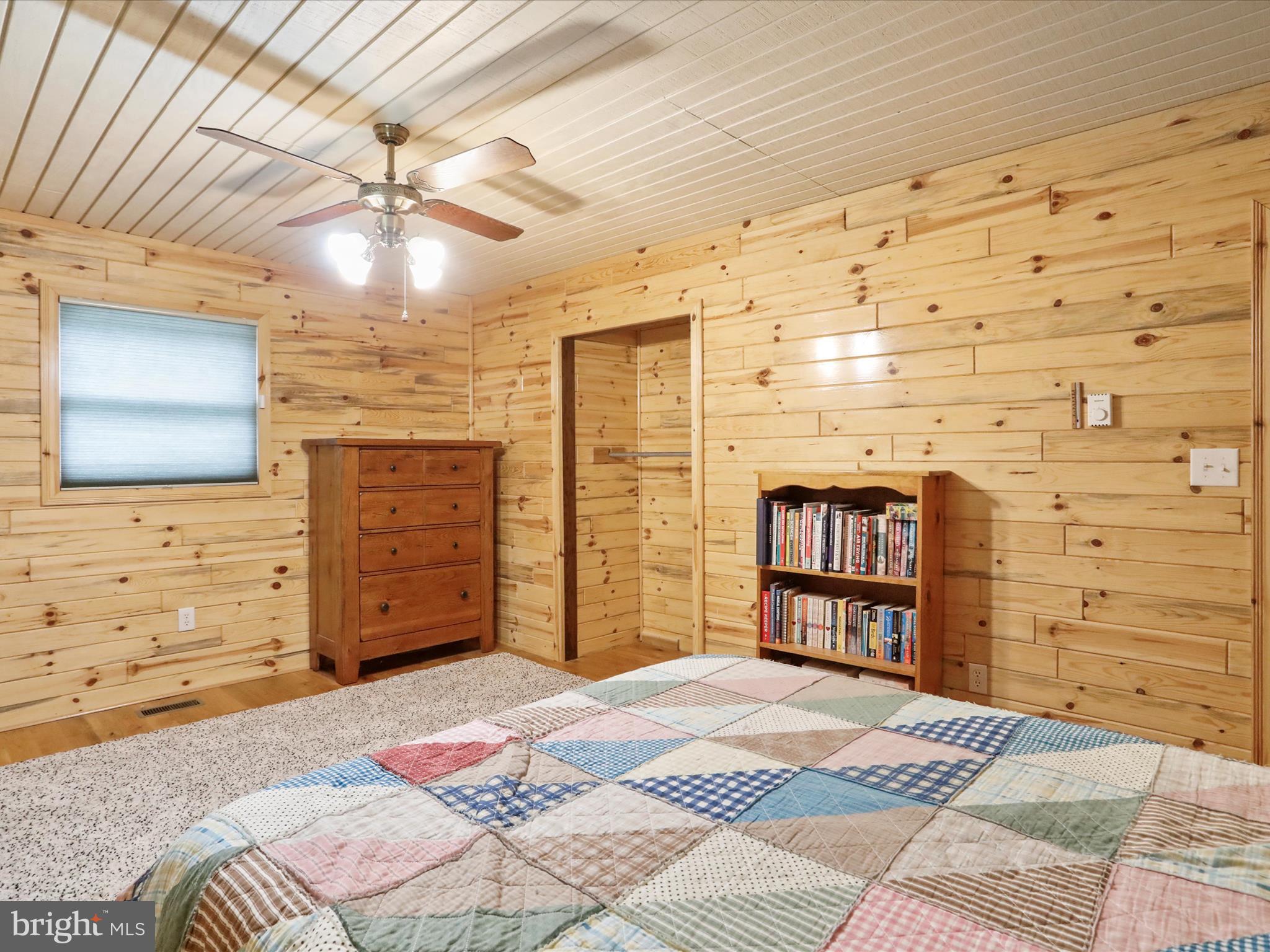 SEELY PINE ACRES - Residential