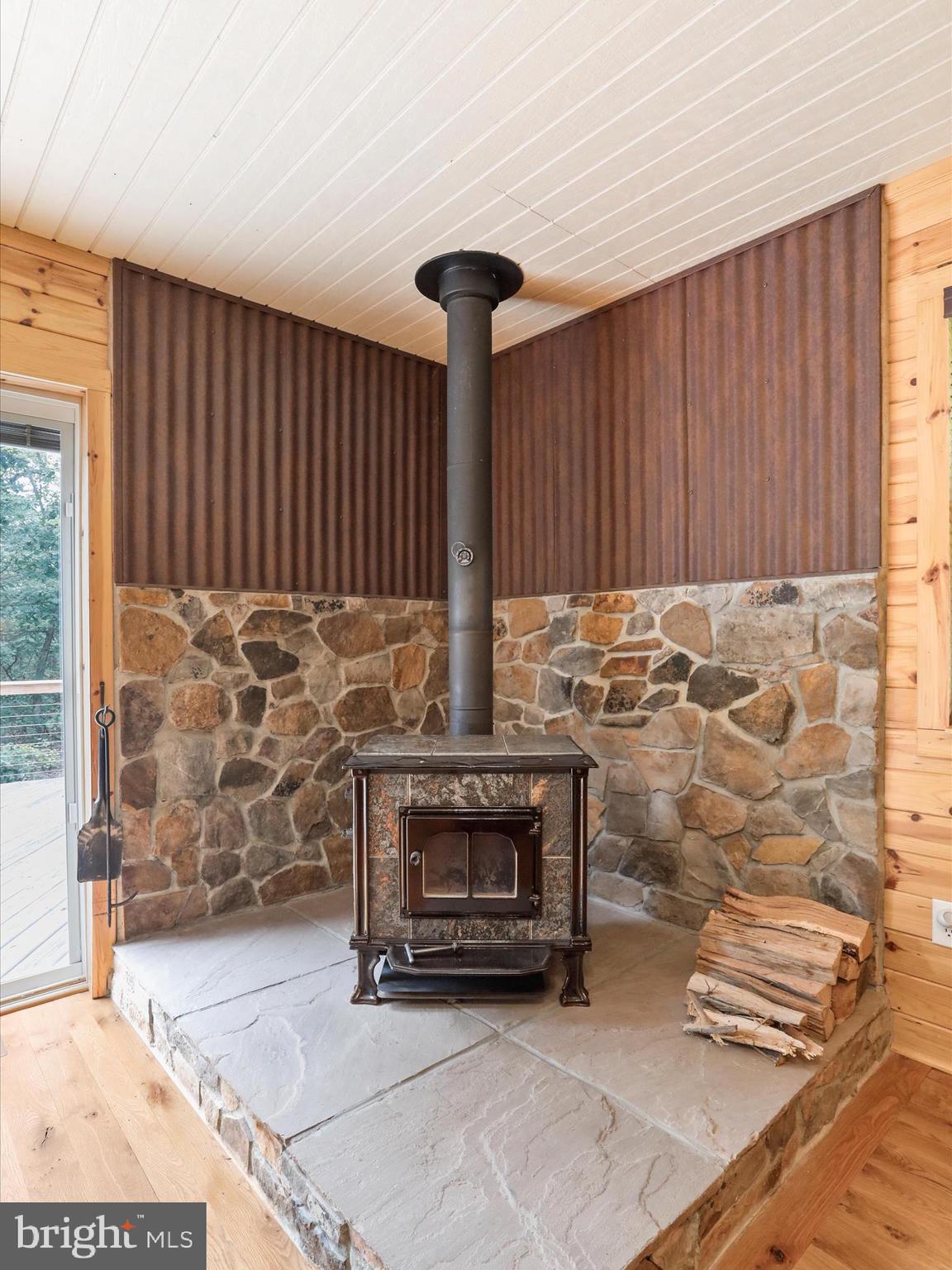 SEELY PINE ACRES - Residential