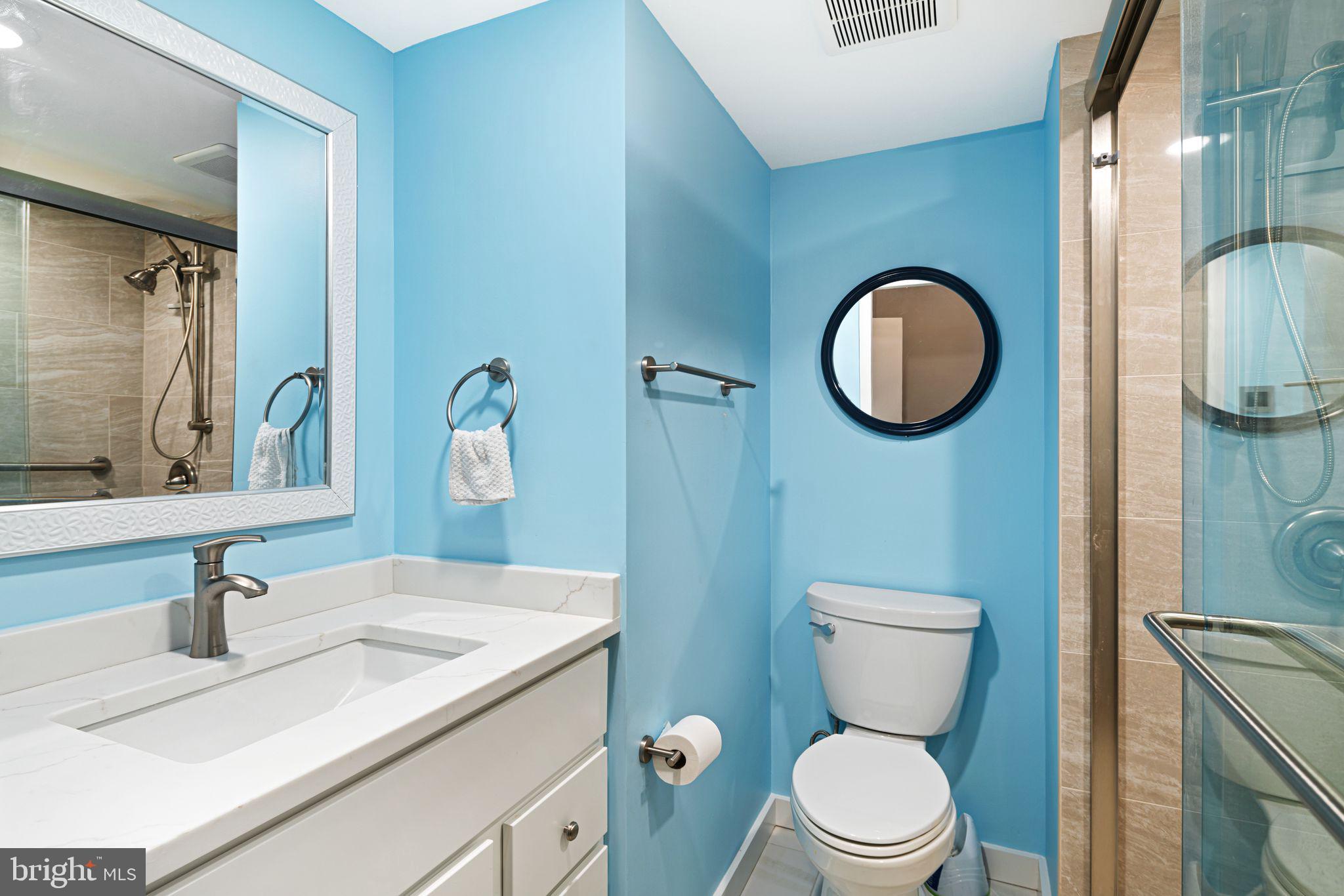 WASHINGTON SQ - Residential Lease