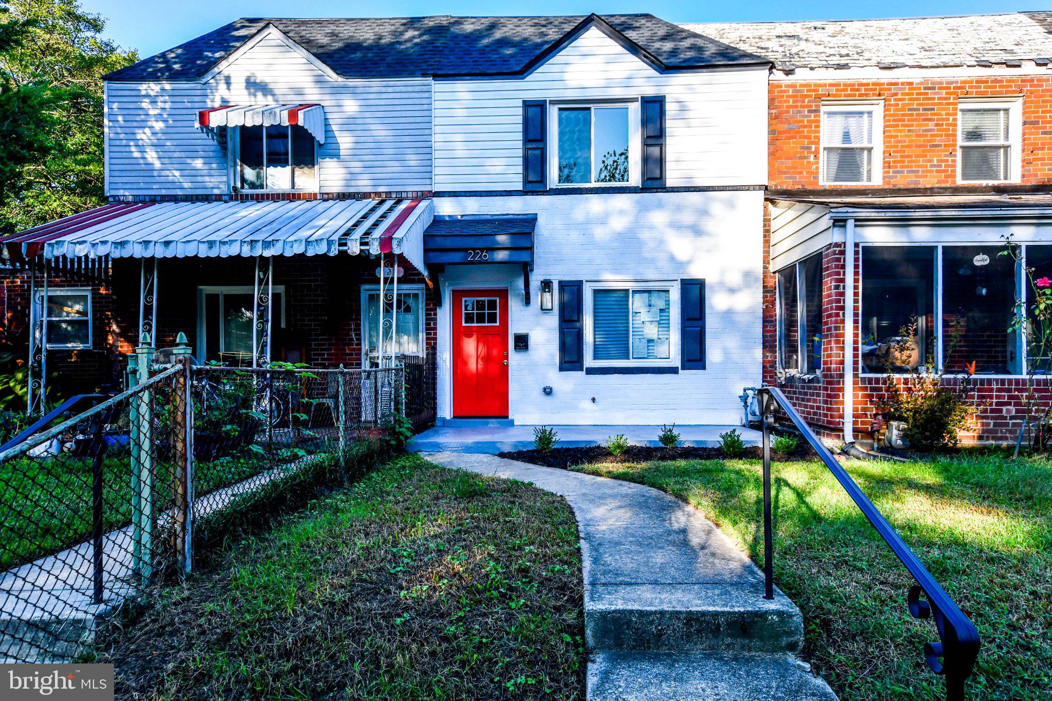 226 34TH STREET NE