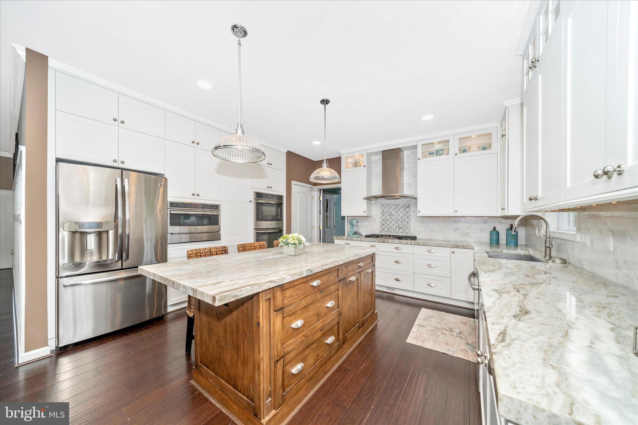 COUNTY VIEW - Residential