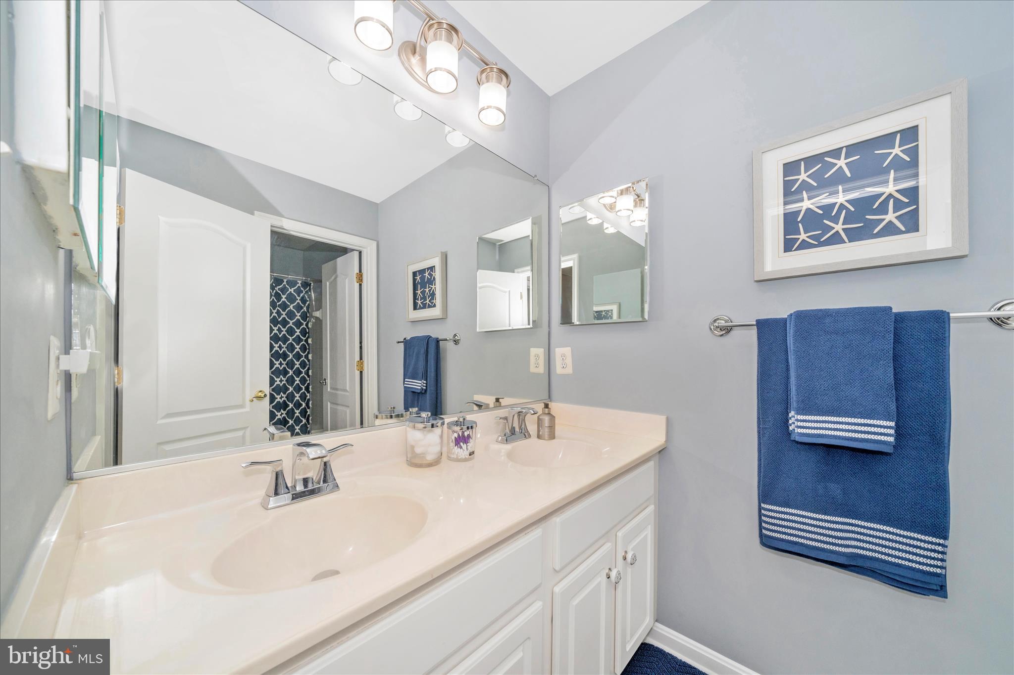 COUNTY VIEW - Residential