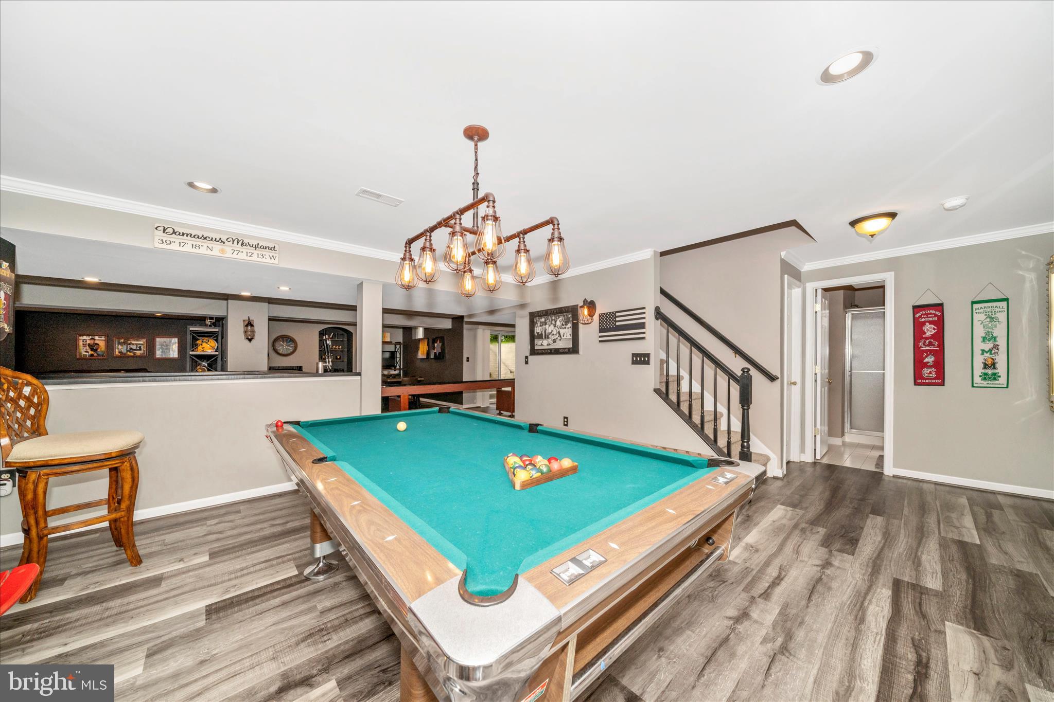 COUNTY VIEW - Residential