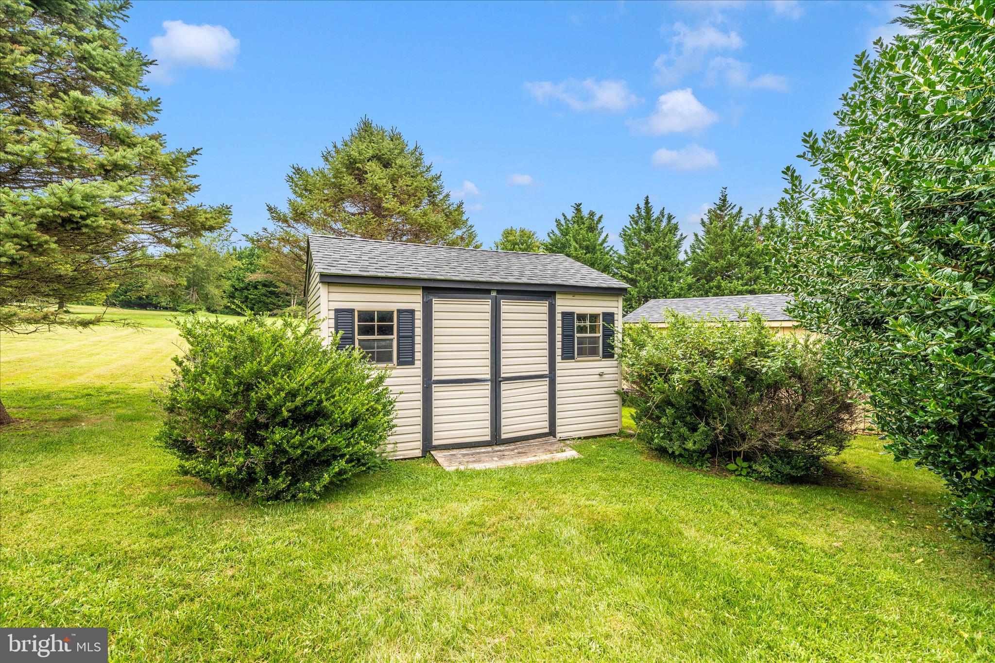 COUNTY VIEW - Residential