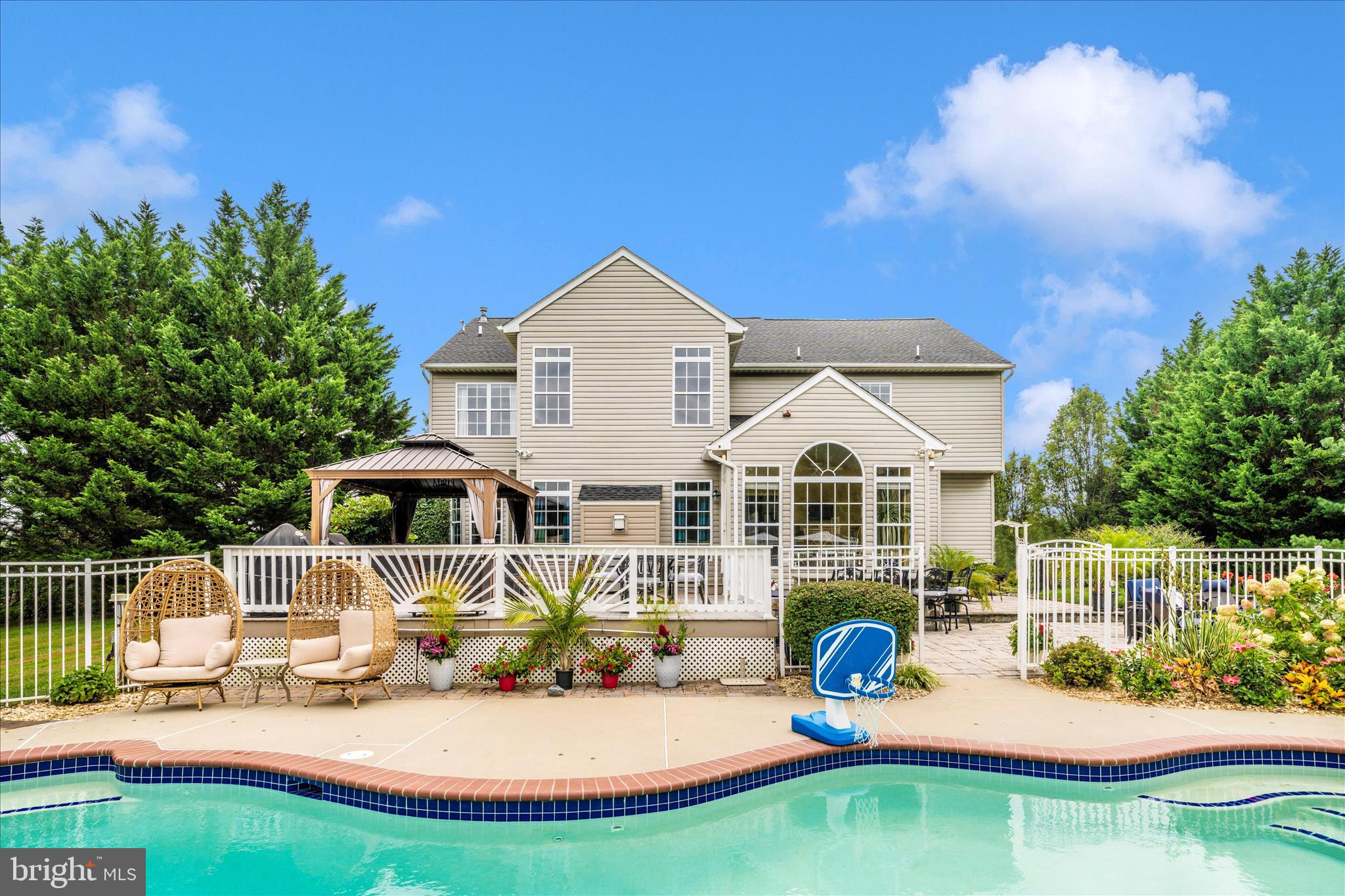 COUNTY VIEW - Residential