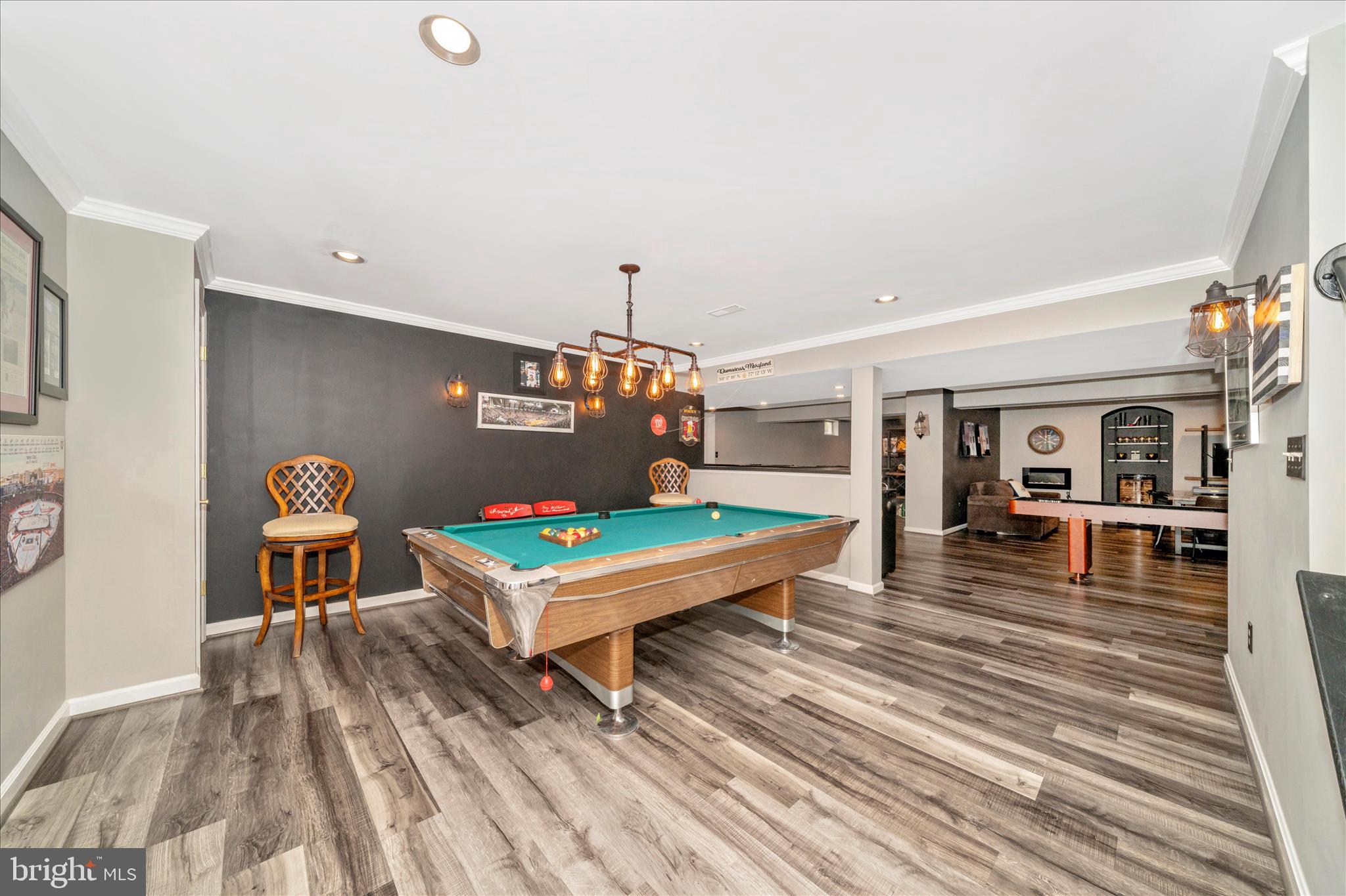 COUNTY VIEW - Residential