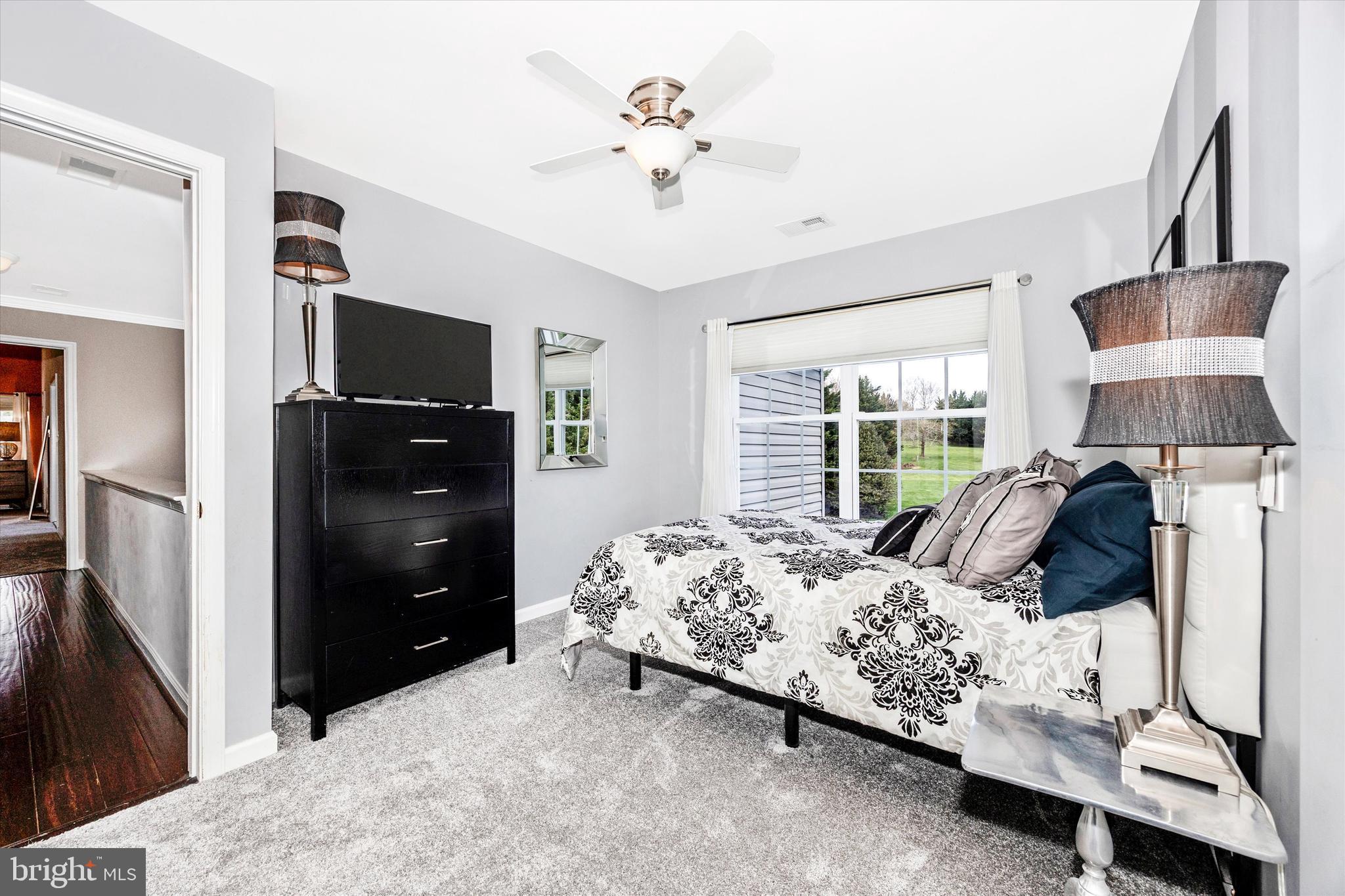 COUNTY VIEW - Residential