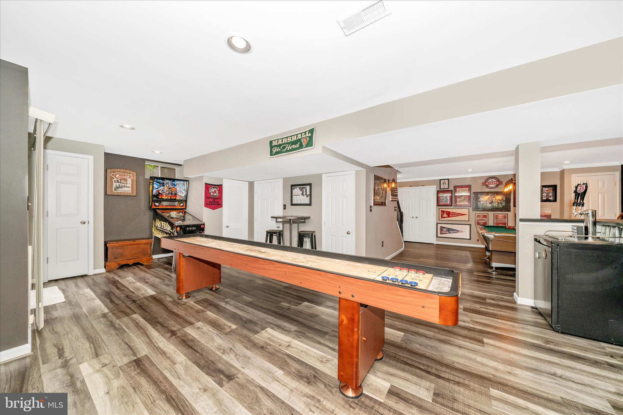 COUNTY VIEW - Residential