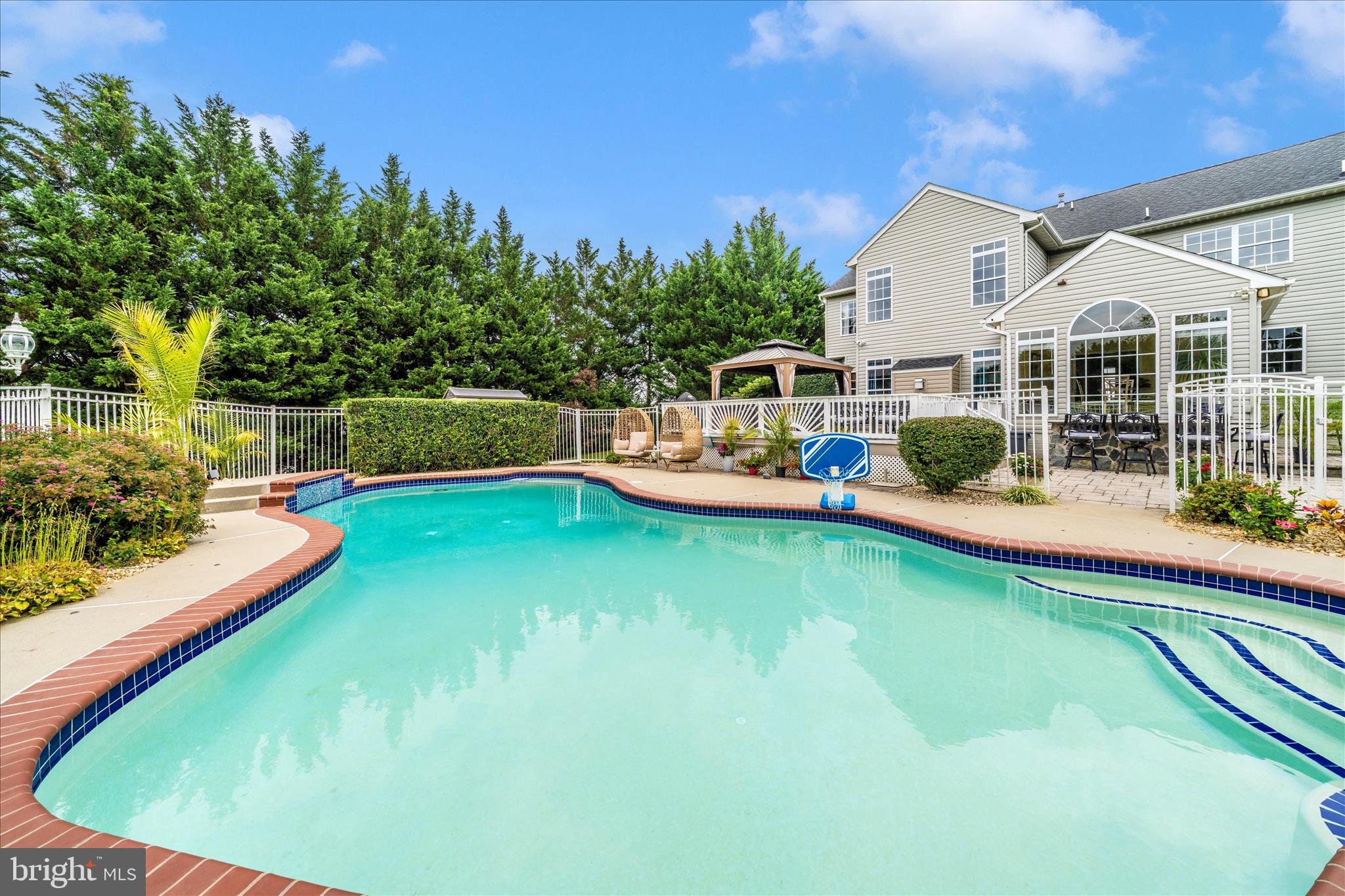 COUNTY VIEW - Residential