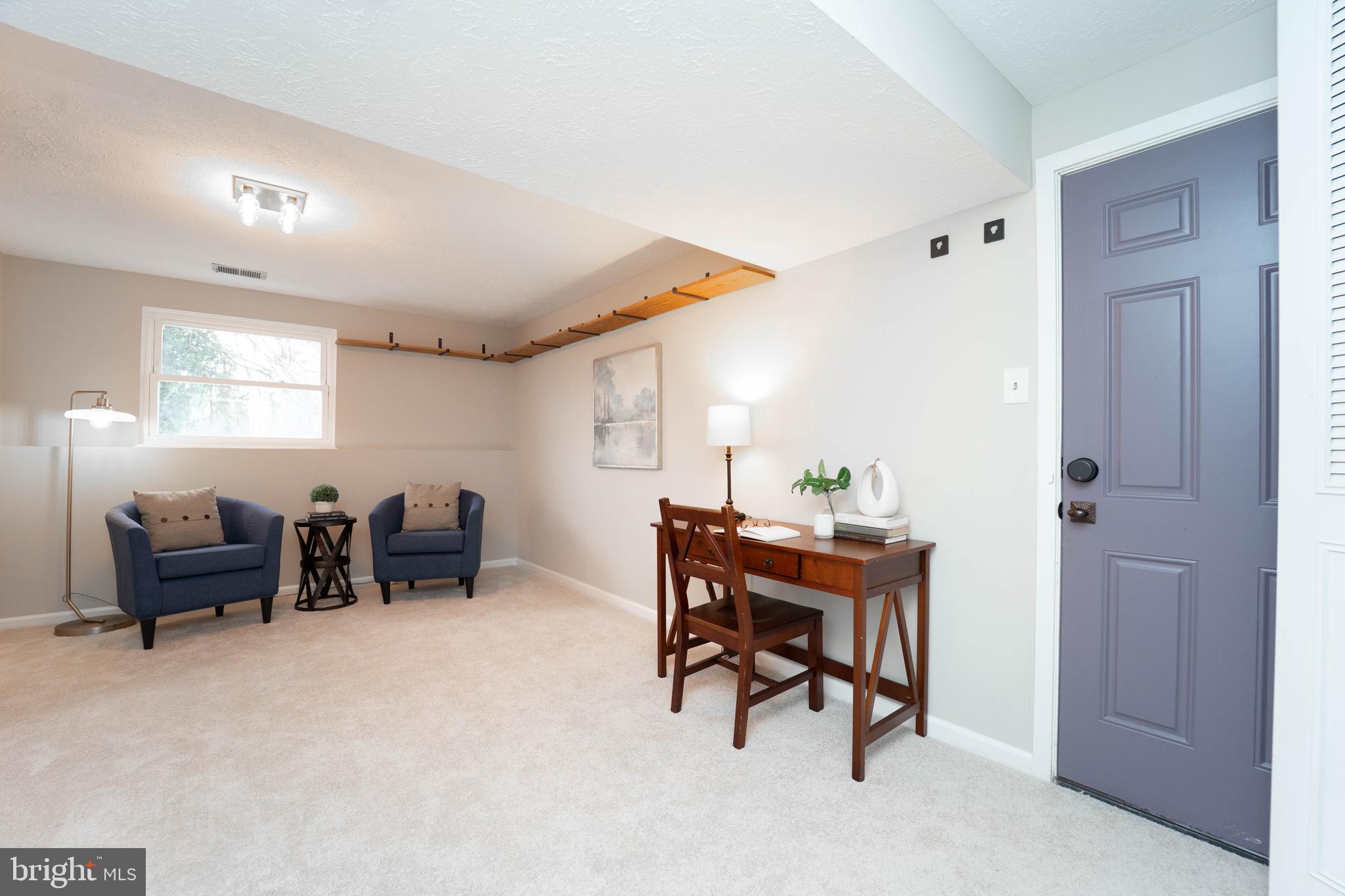 WOODBRIDGE VALLEY - Residential