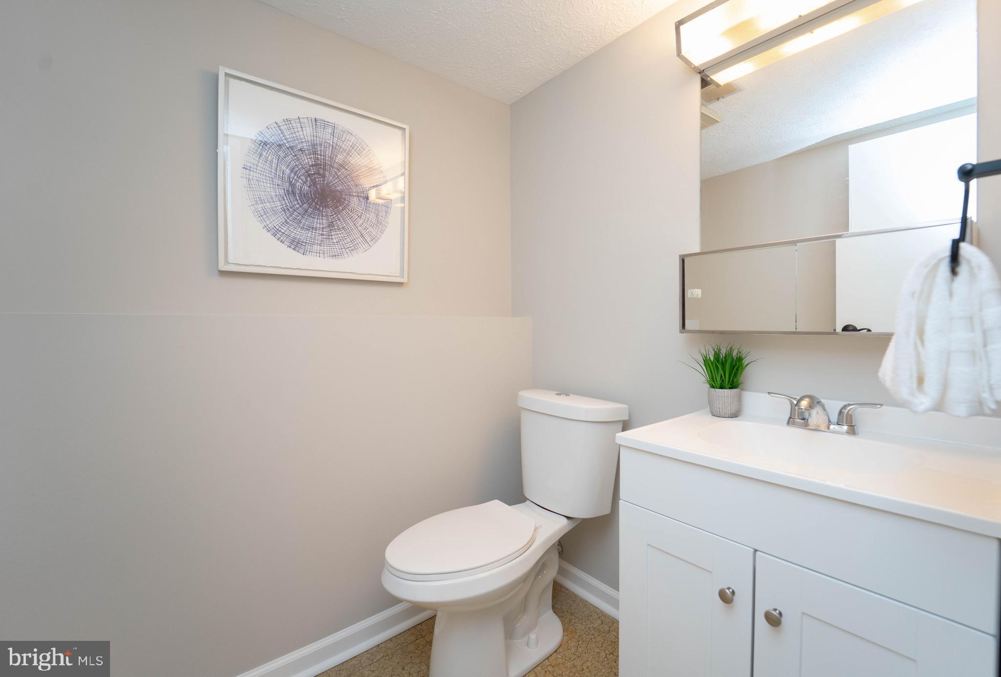 WOODBRIDGE VALLEY - Residential