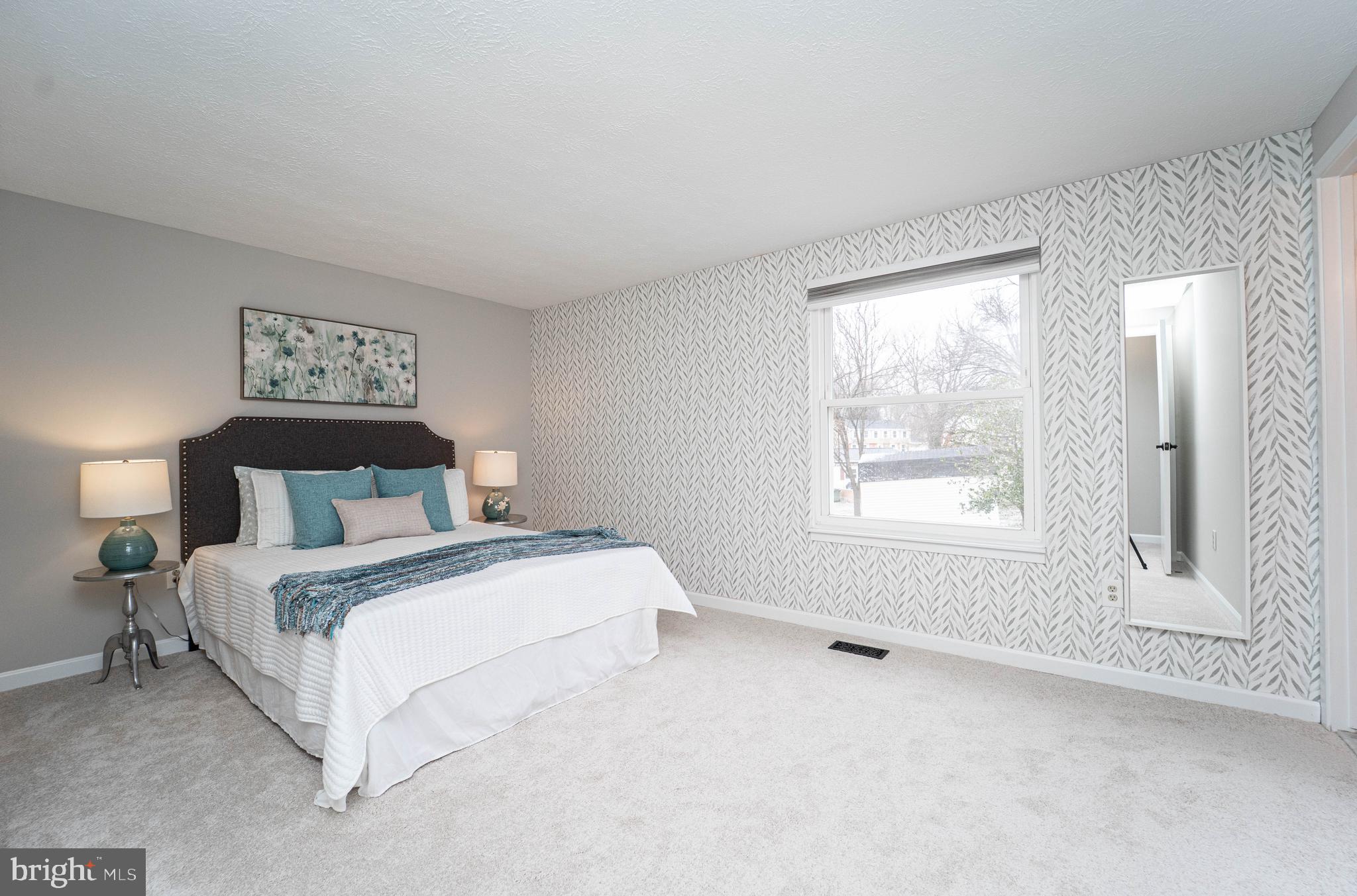 WOODBRIDGE VALLEY - Residential