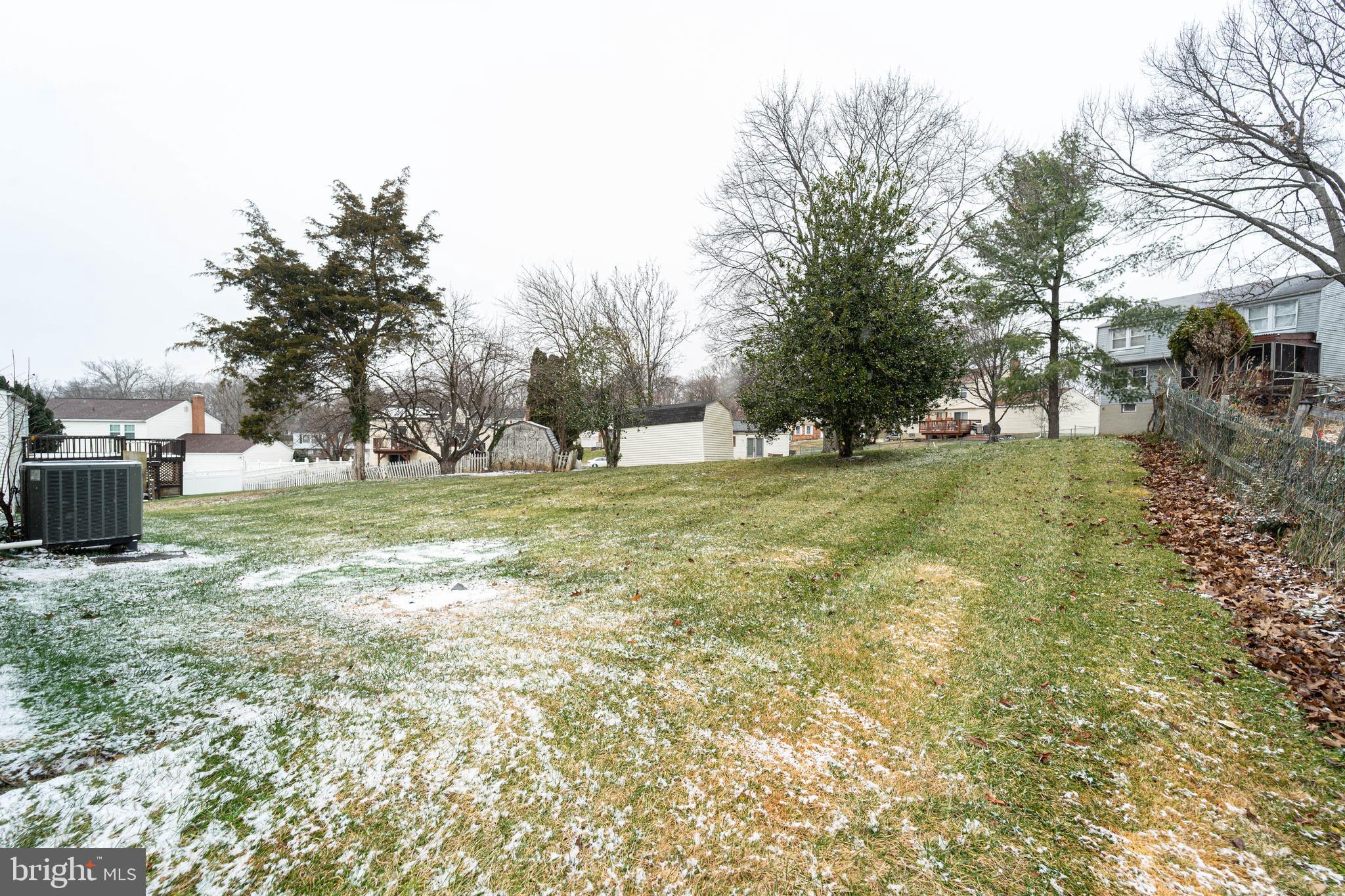 WOODBRIDGE VALLEY - Residential