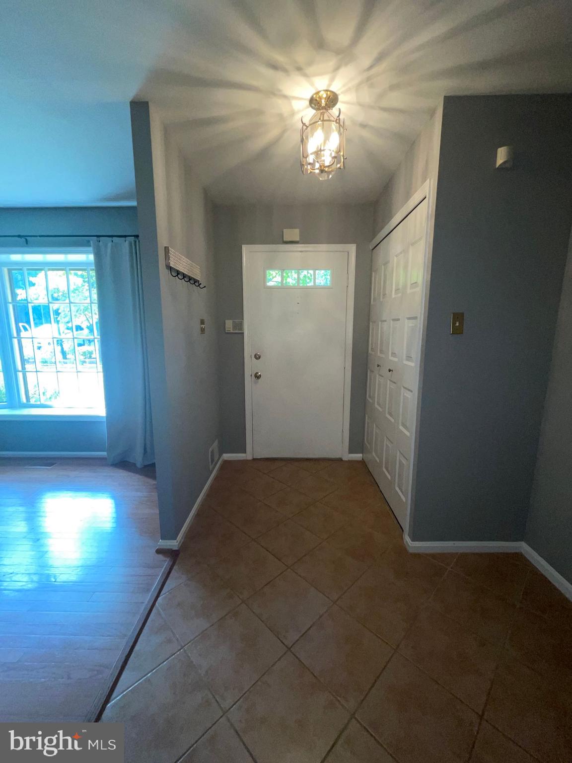 RESTON - Residential Lease