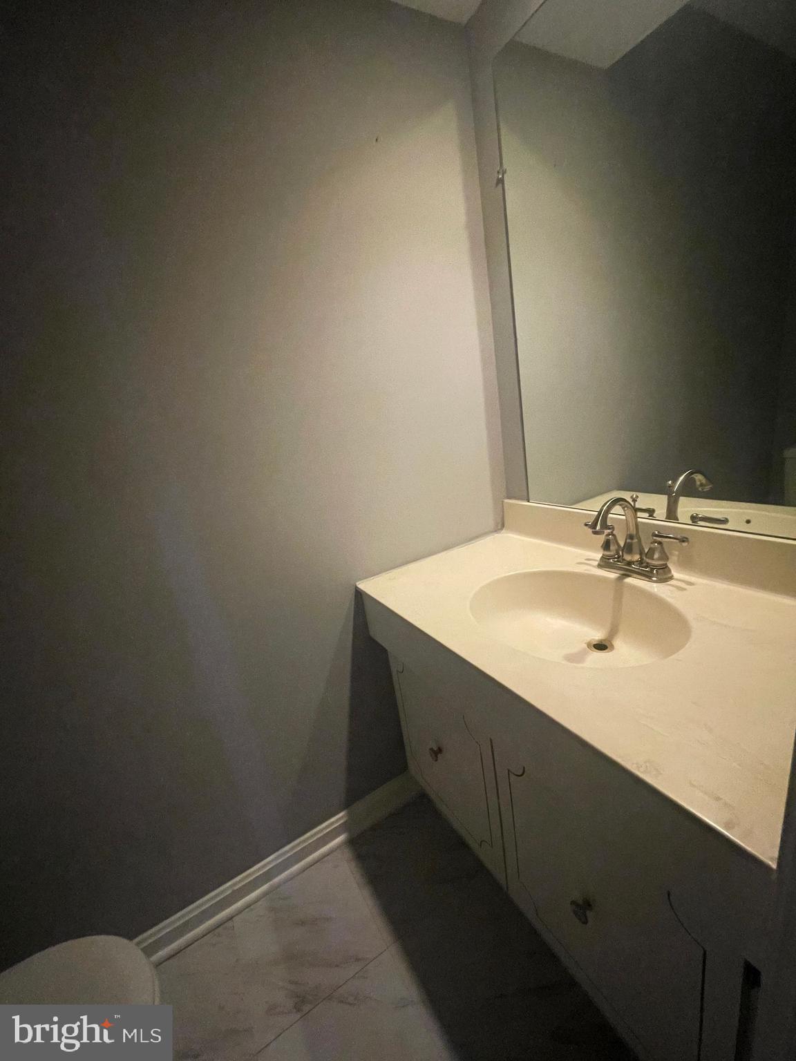 RESTON - Residential Lease