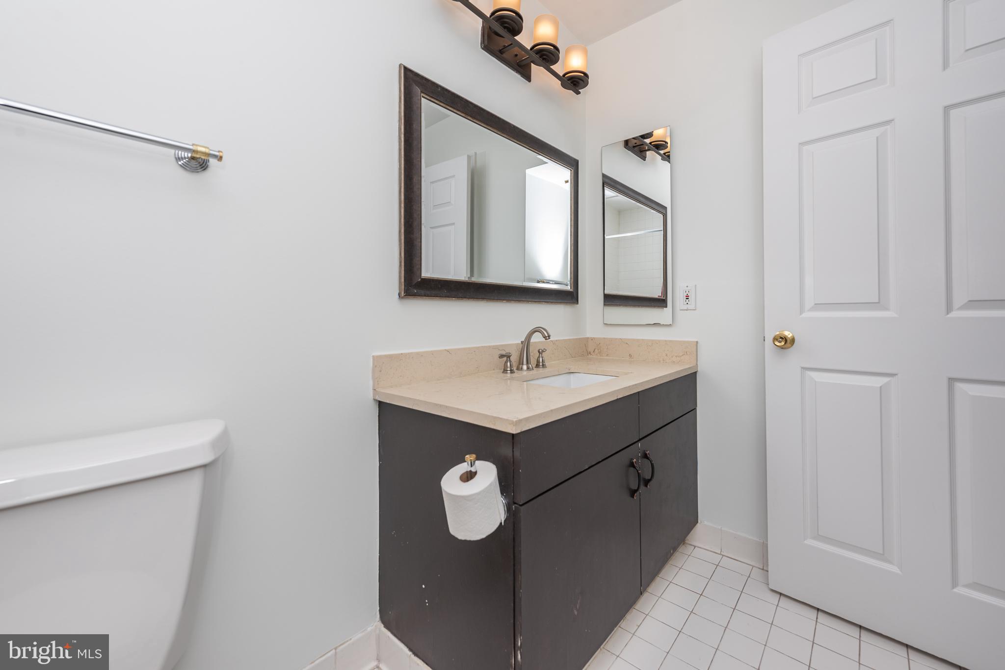 HARBORVIEW CONDOMINIUMS - Residential