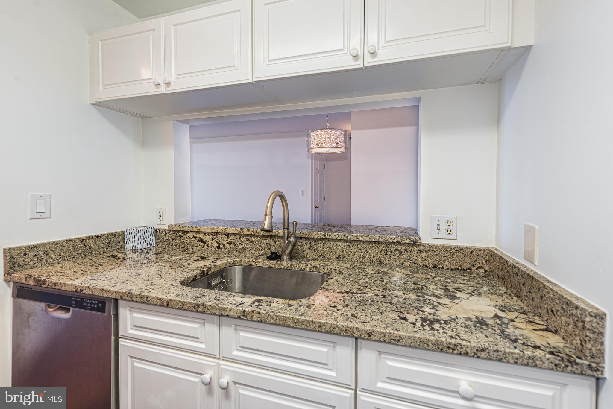 HARBORVIEW CONDOMINIUMS - Residential