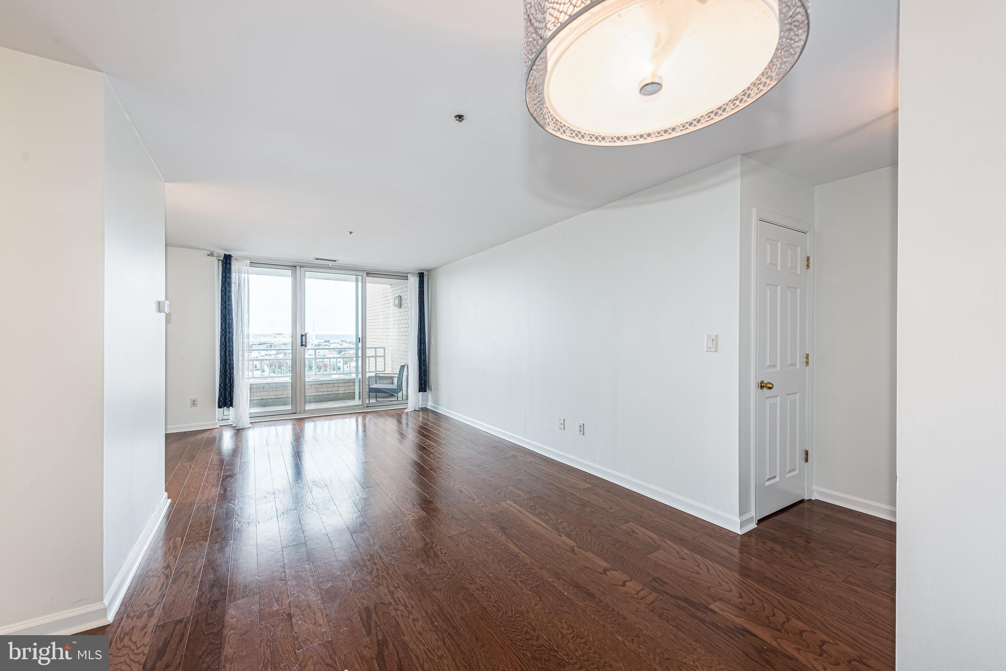 HARBORVIEW CONDOMINIUMS - Residential