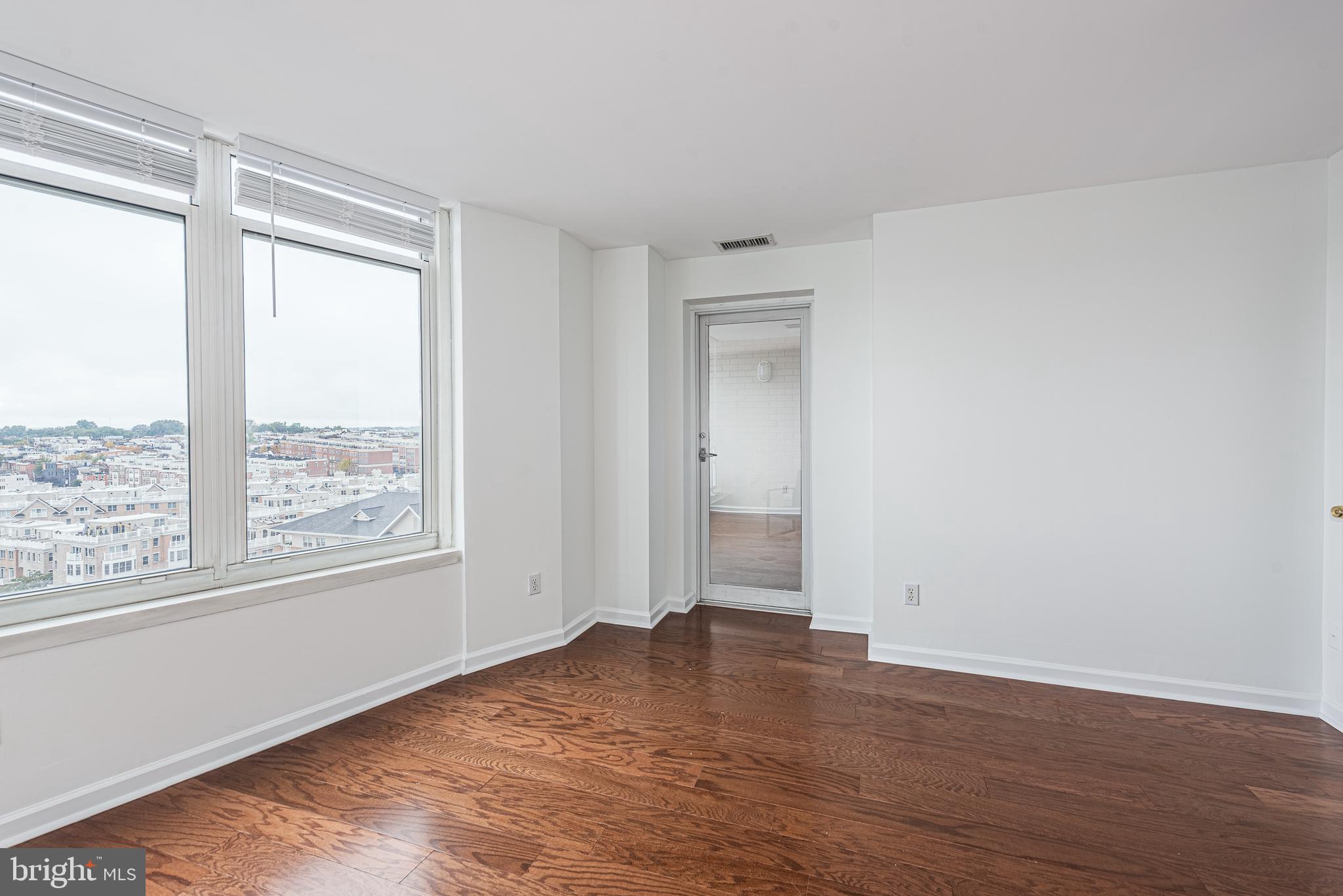 HARBORVIEW CONDOMINIUMS - Residential