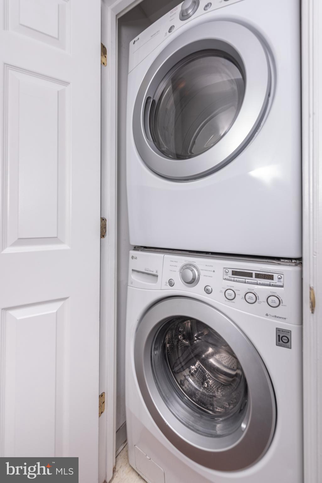 HARBORVIEW CONDOMINIUMS - Residential