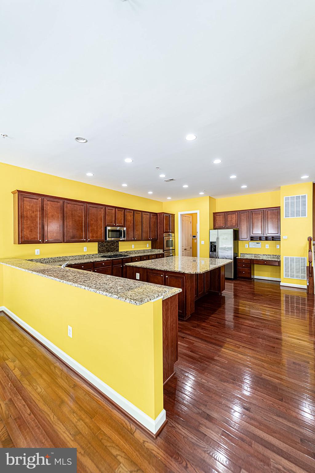 BALMORAL - Residential