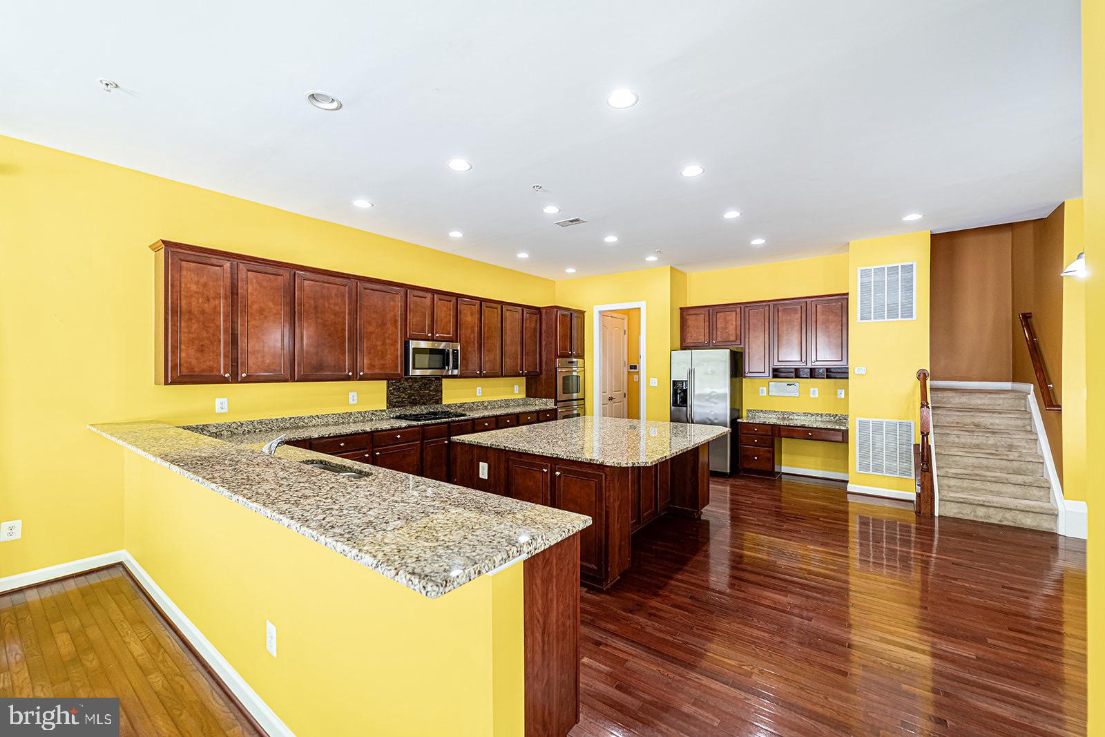 BALMORAL - Residential