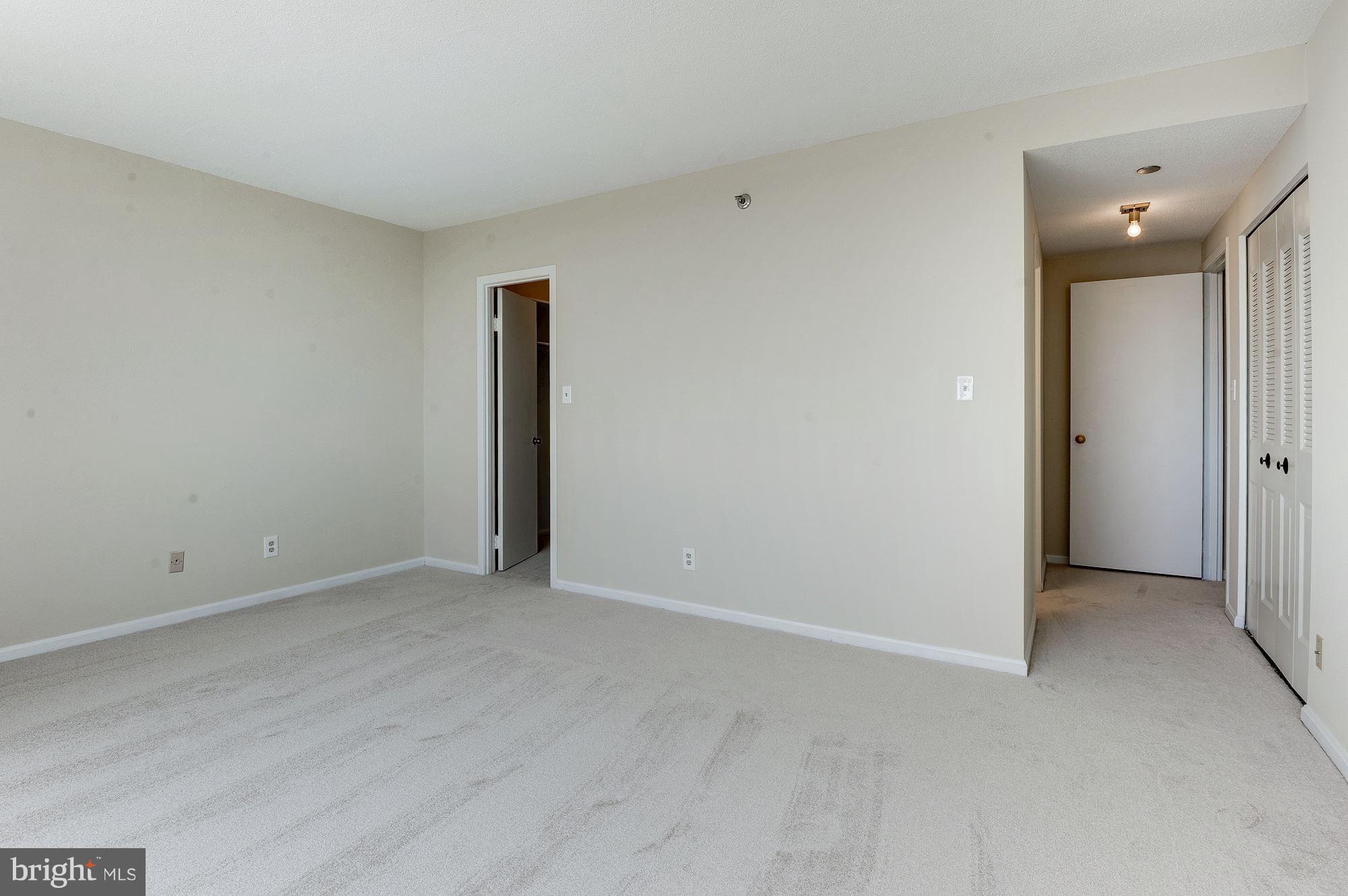 SKYLINE HOUSE - Residential