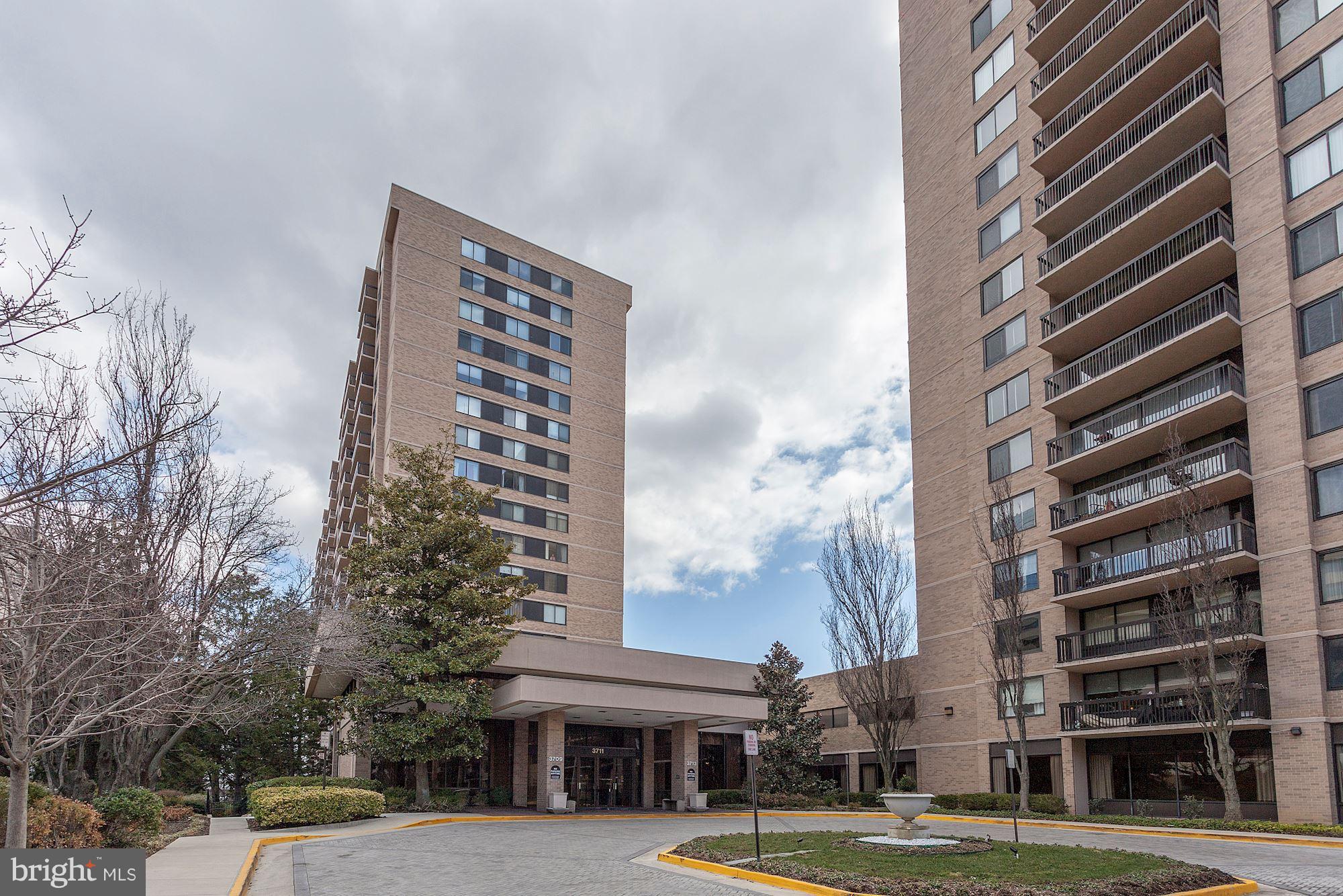 SKYLINE HOUSE - Residential
