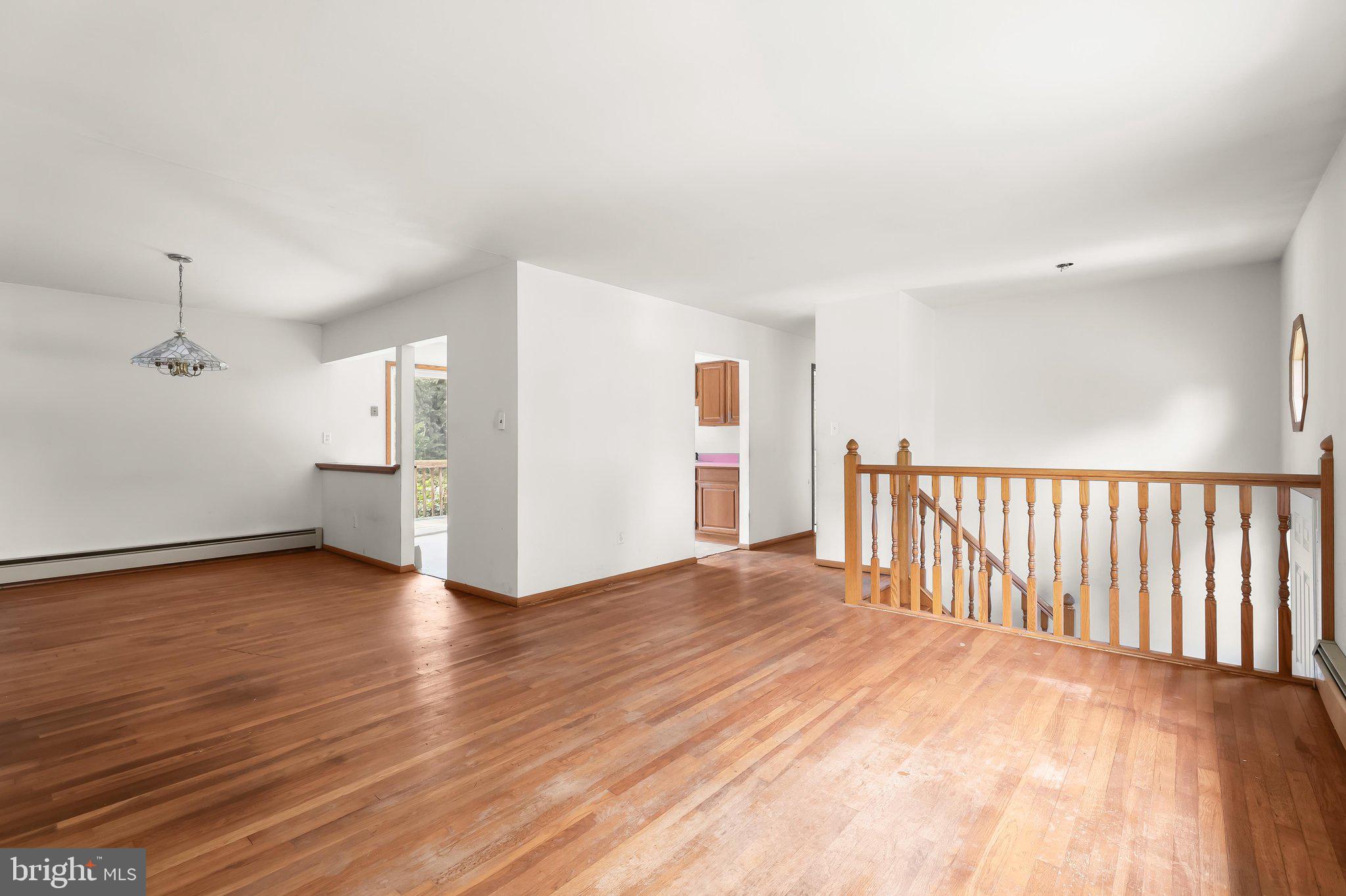 1124 CEDAR CORNER ROAD