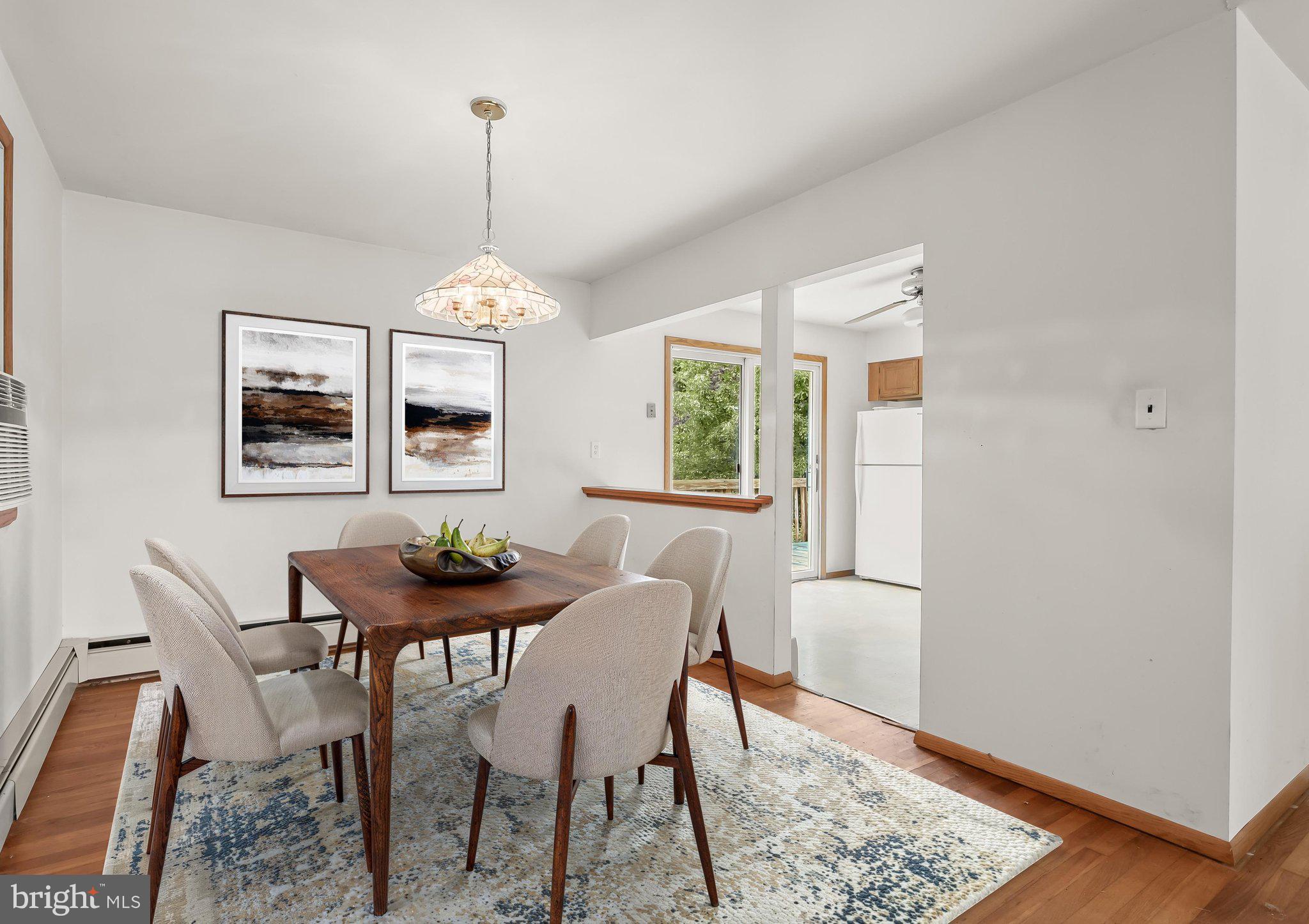 1124 CEDAR CORNER ROAD