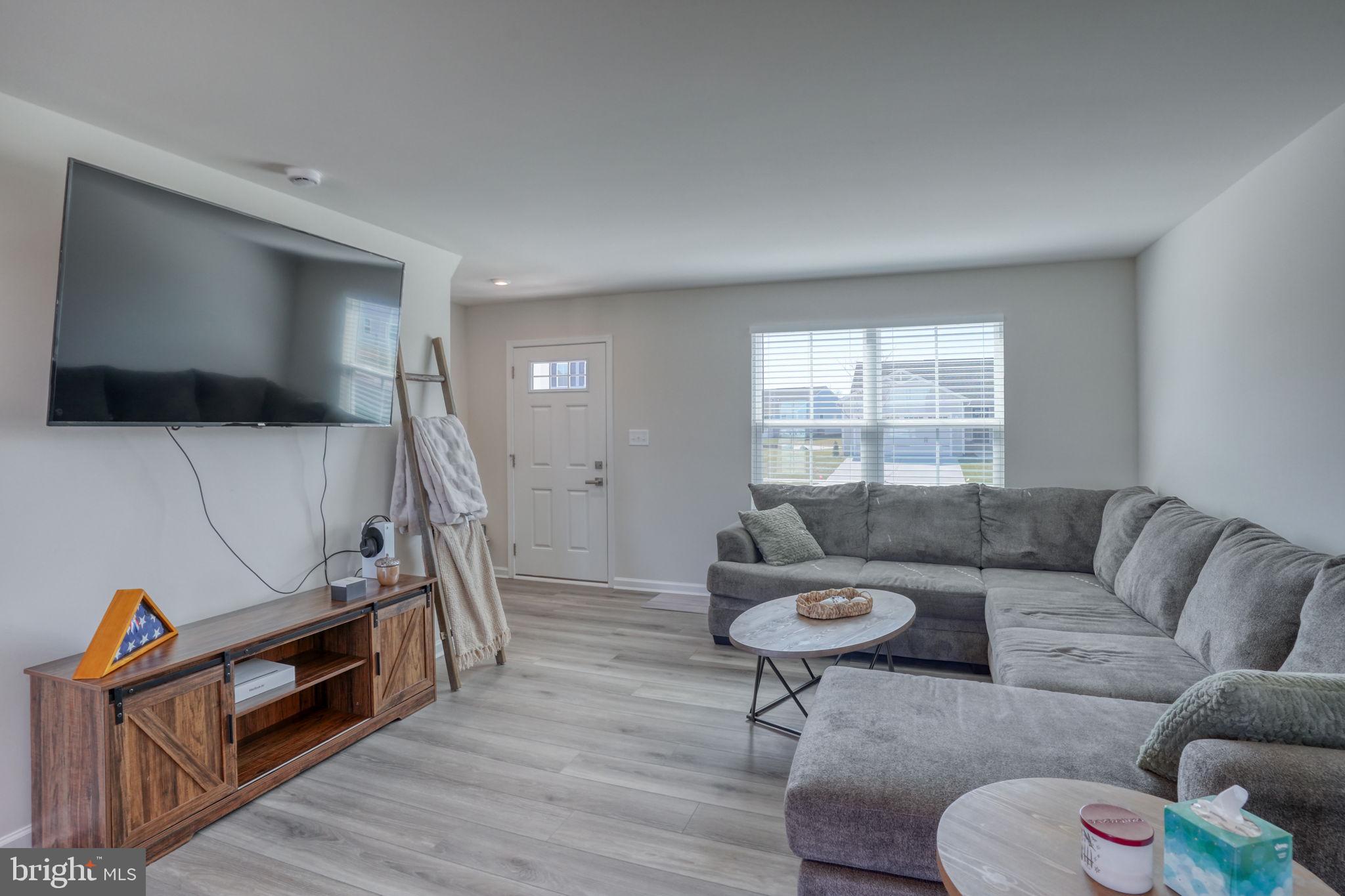 PATRIOTS GLEN - Residential