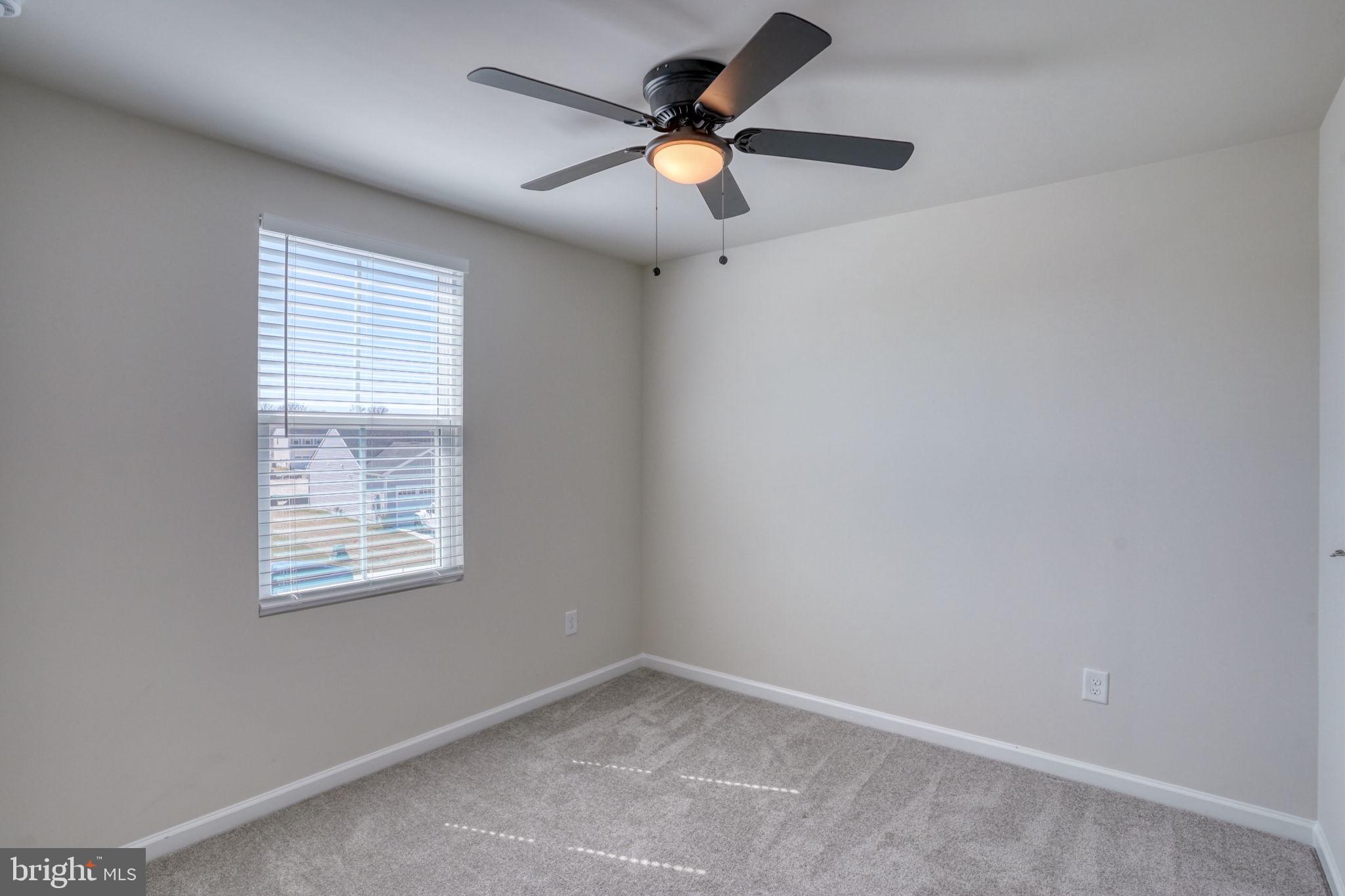 PATRIOTS GLEN - Residential