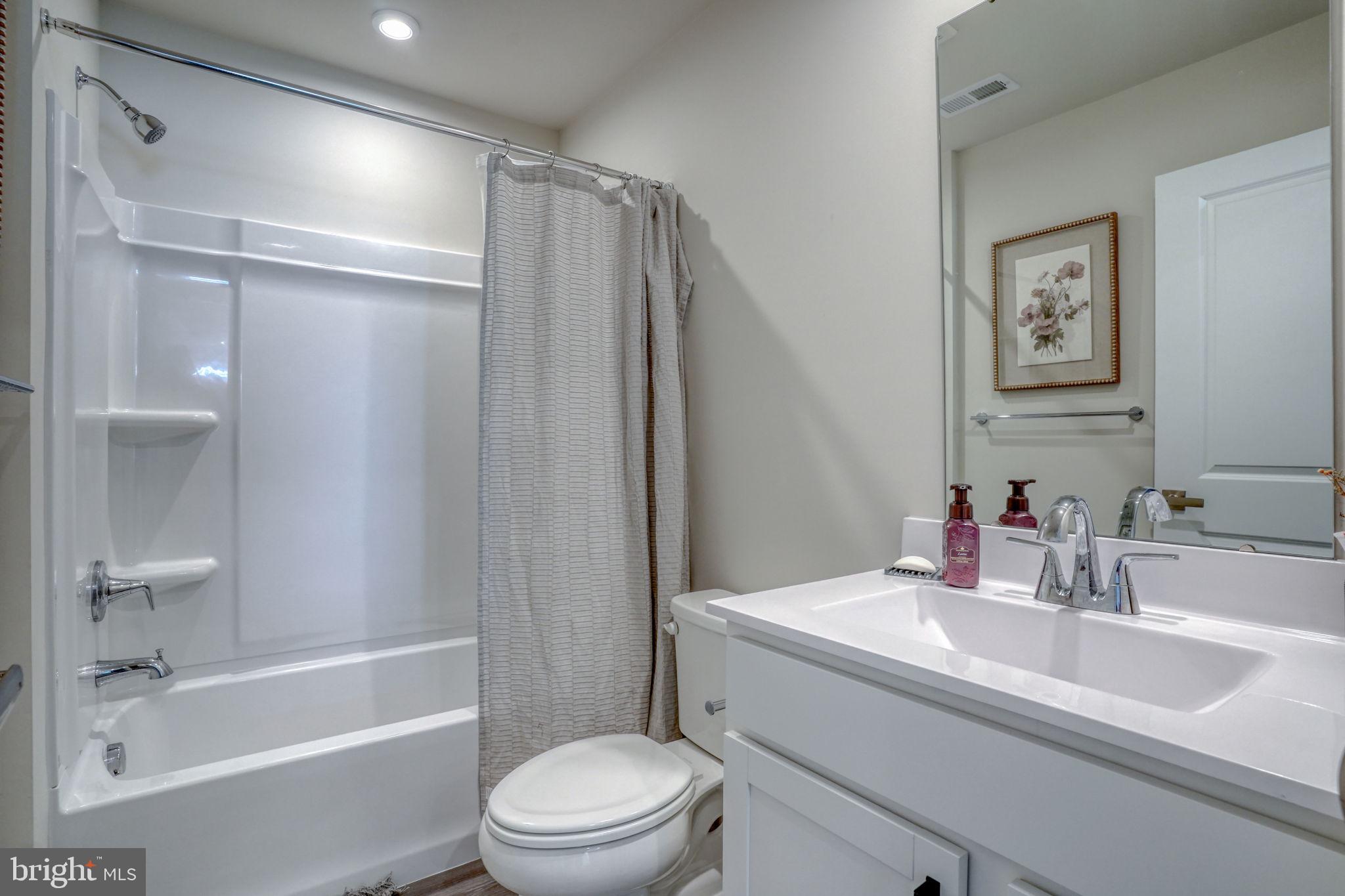 PATRIOTS GLEN - Residential