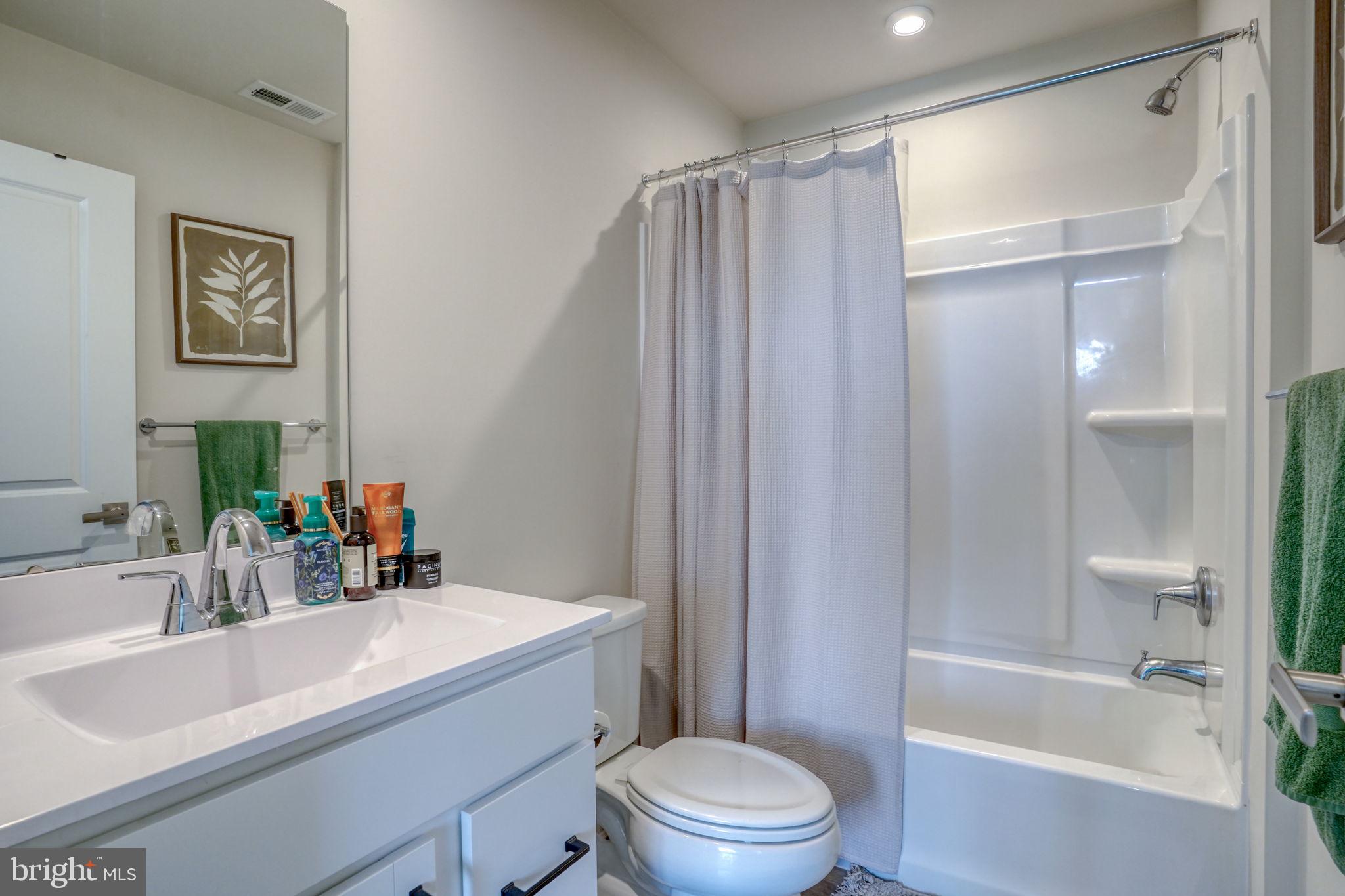 PATRIOTS GLEN - Residential