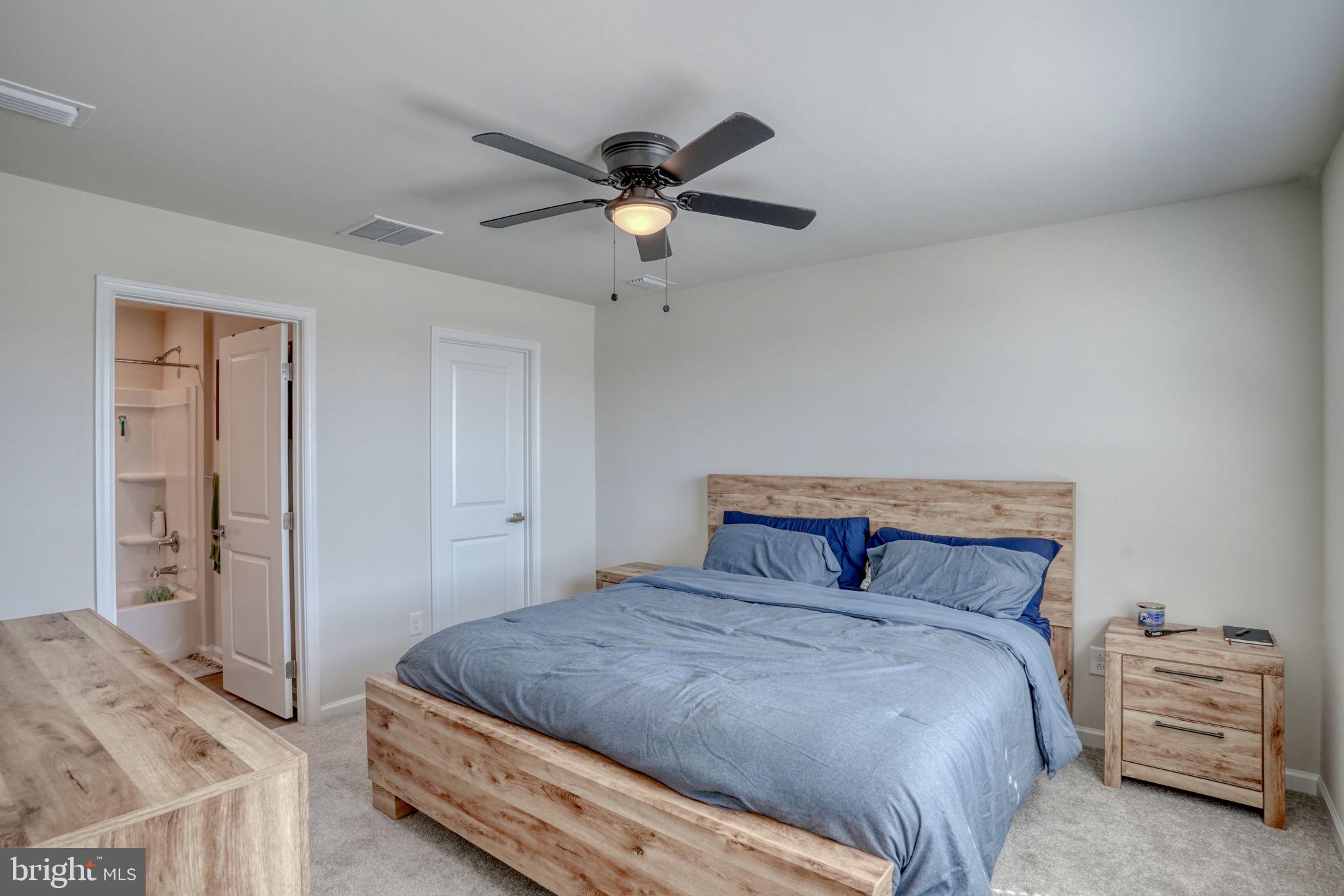 PATRIOTS GLEN - Residential