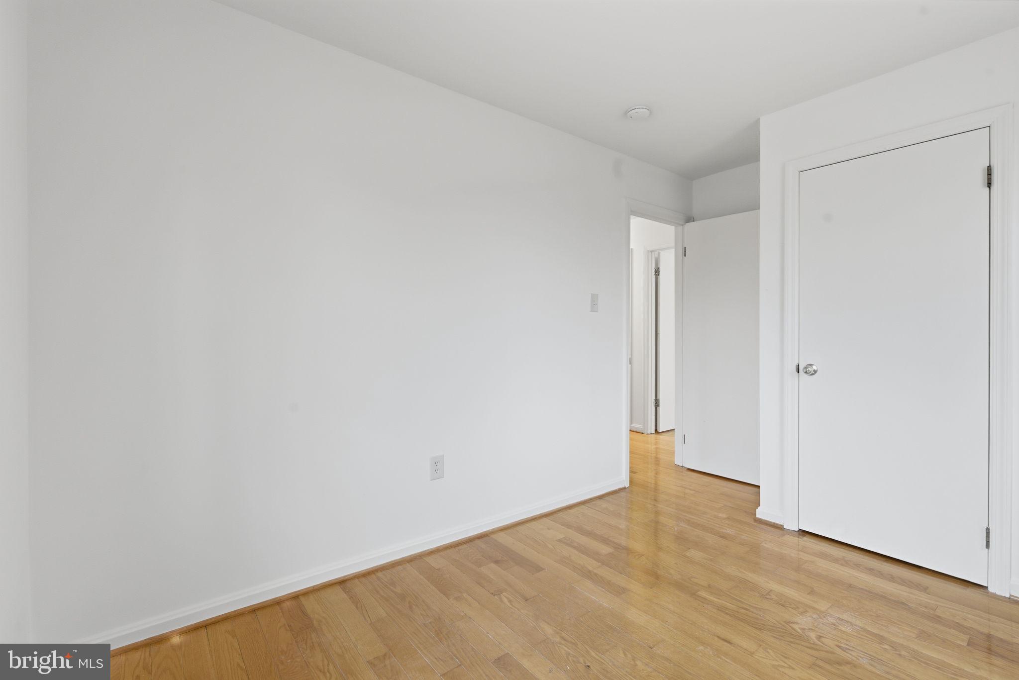 HOLLYWOOD ON THE HILL - Residential Lease