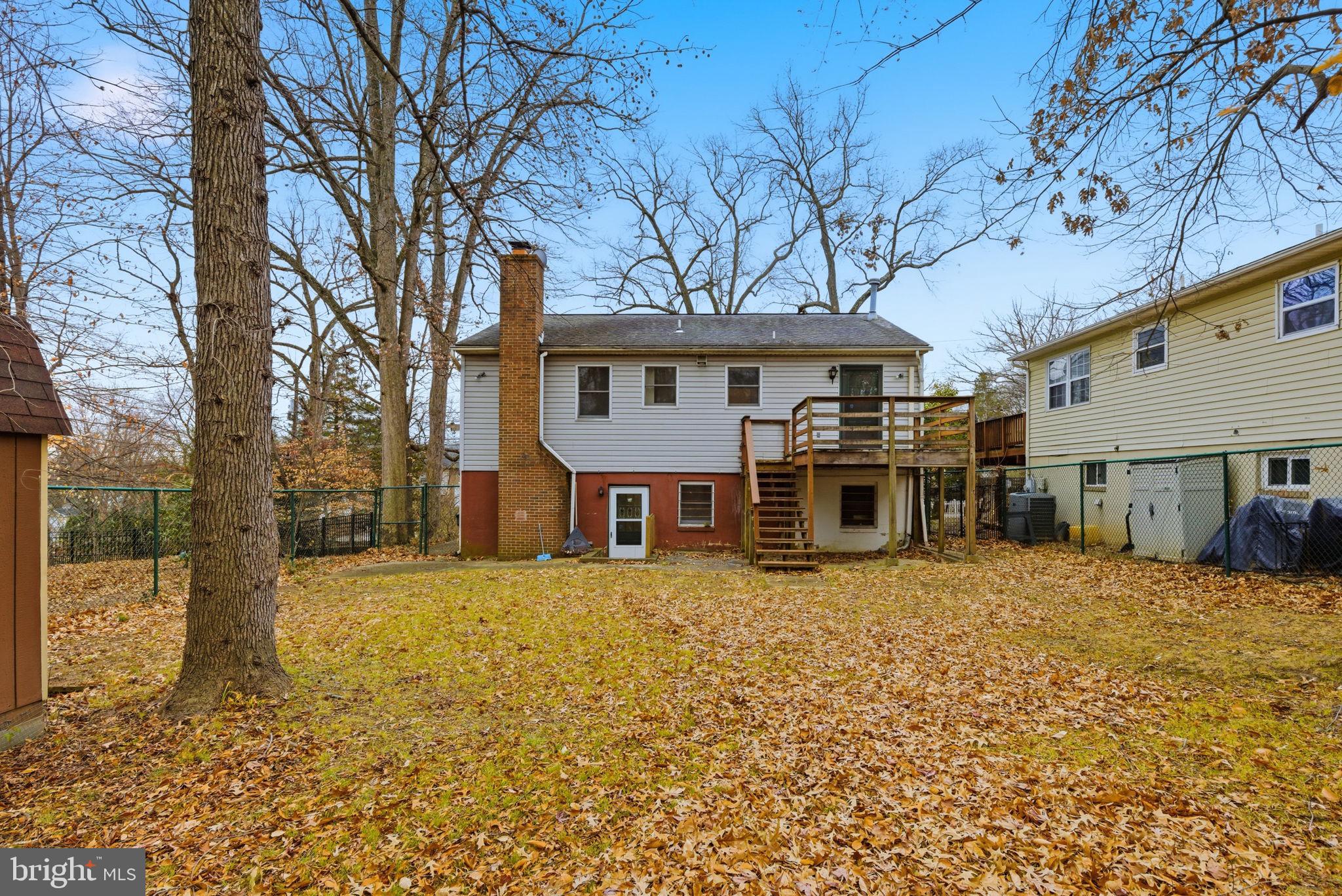 HOLLYWOOD ON THE HILL - Residential Lease