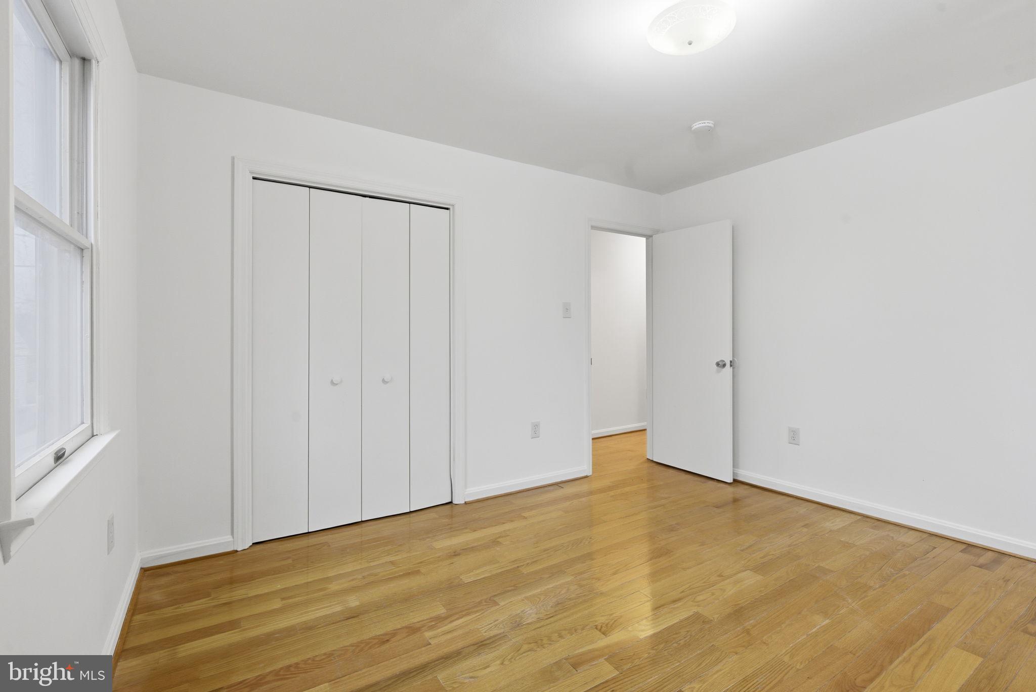 HOLLYWOOD ON THE HILL - Residential Lease